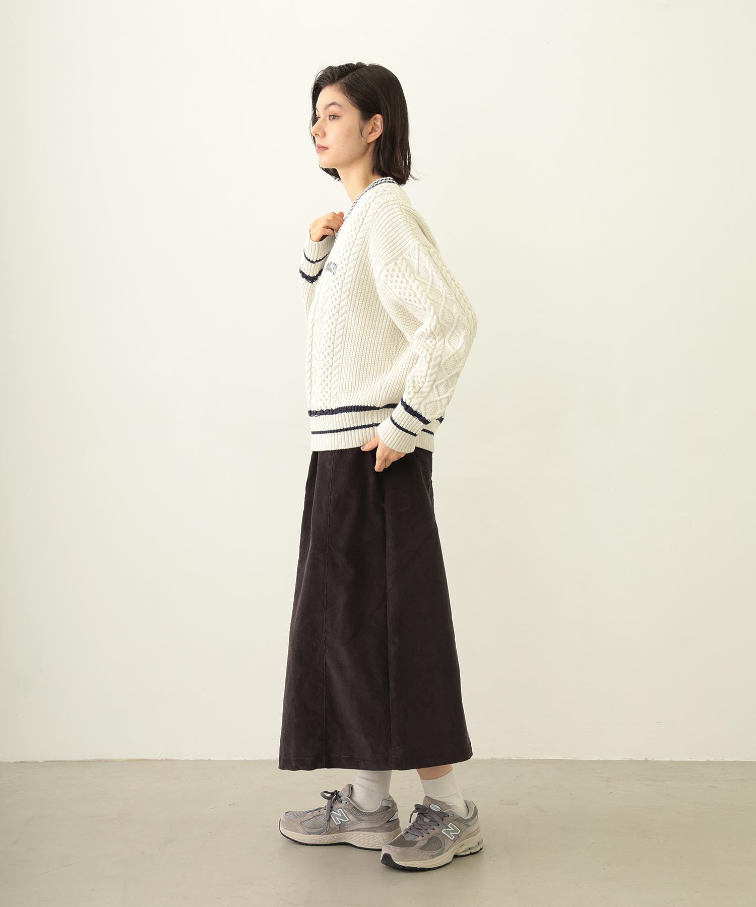 MILKFED. PATCH V-NECK KNIT