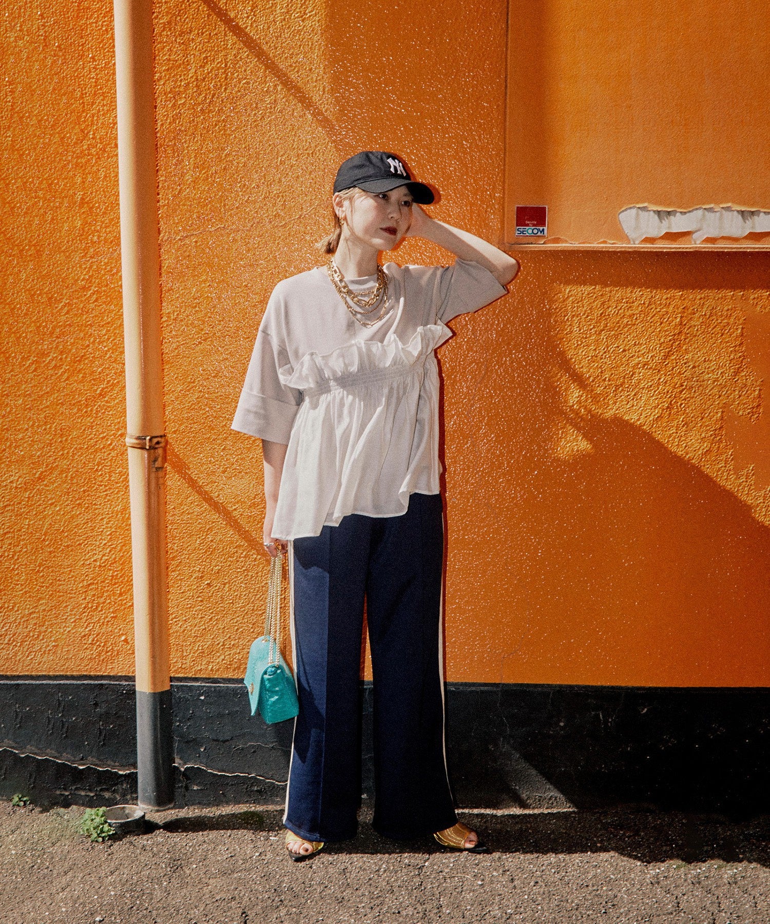 ドッキングフリルカットソー