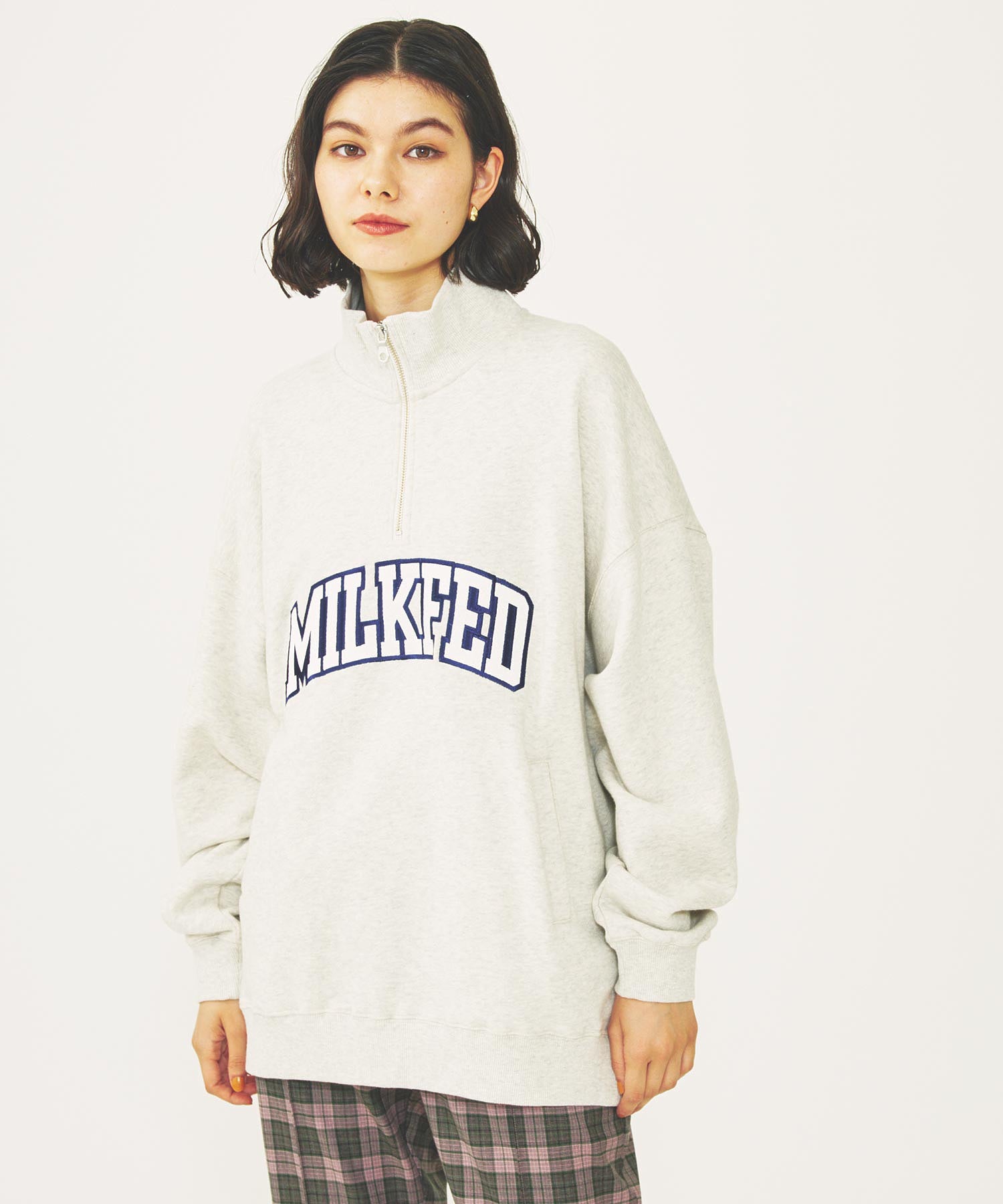 COLLEGE LOGO HALF ZIP TOP