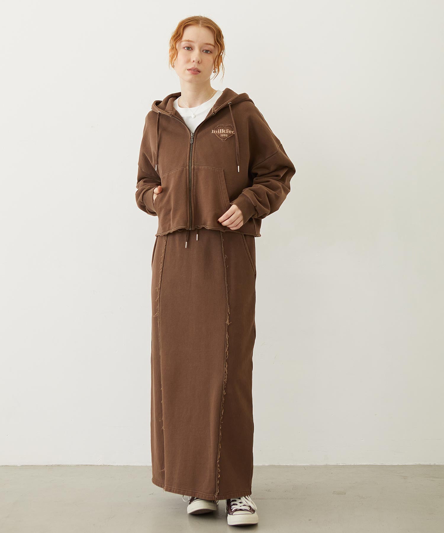 HEART MOTIF FADED CROPPED ZIP UP HOODIE