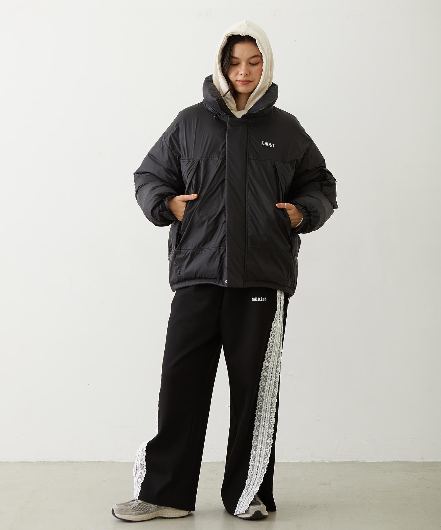 BIG RIBBON SWEAT ZIP HOODIE