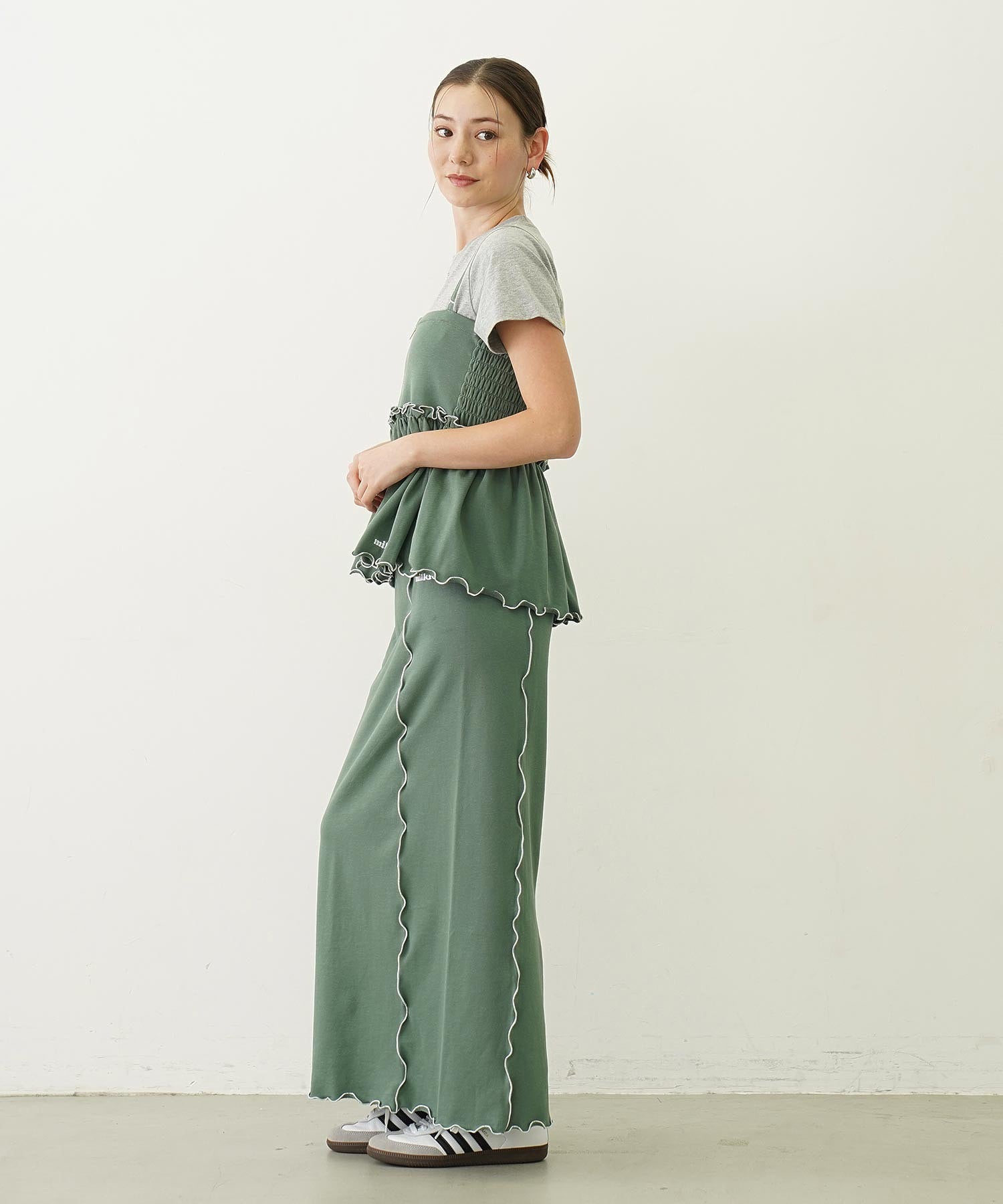 LETTUCE EDGE SWEAT SKIRT