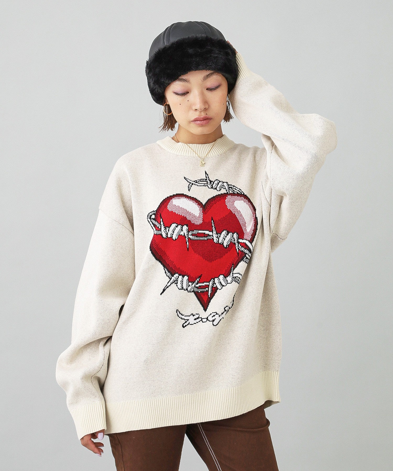 HEART BARBED WIRE JACQUARD KNIT TOP