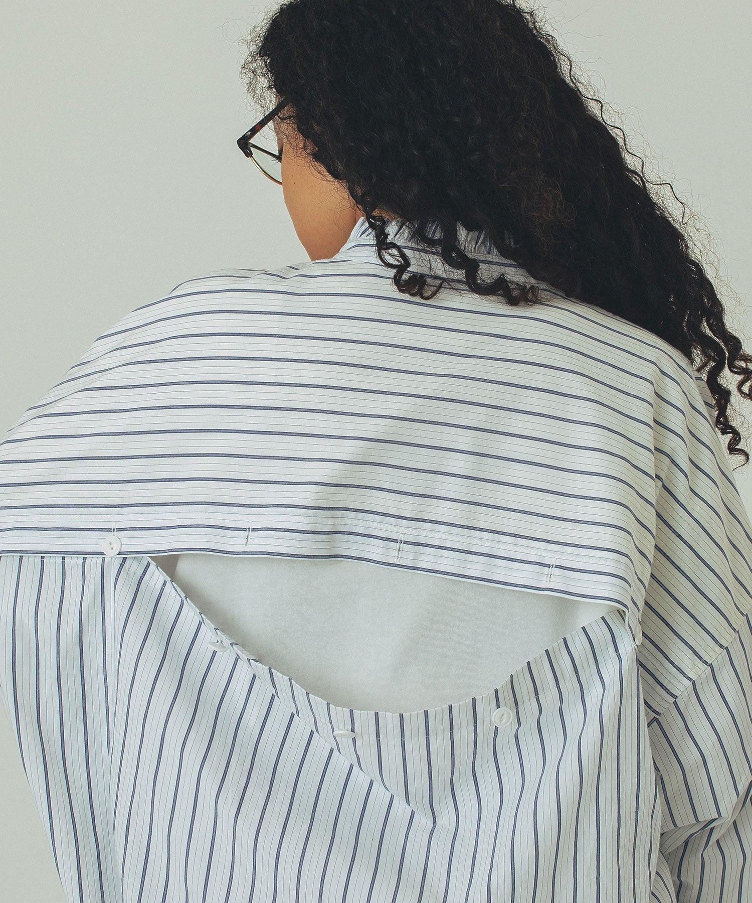 GENE HEAVENS/BACK OPEN STRIPE SHIRT