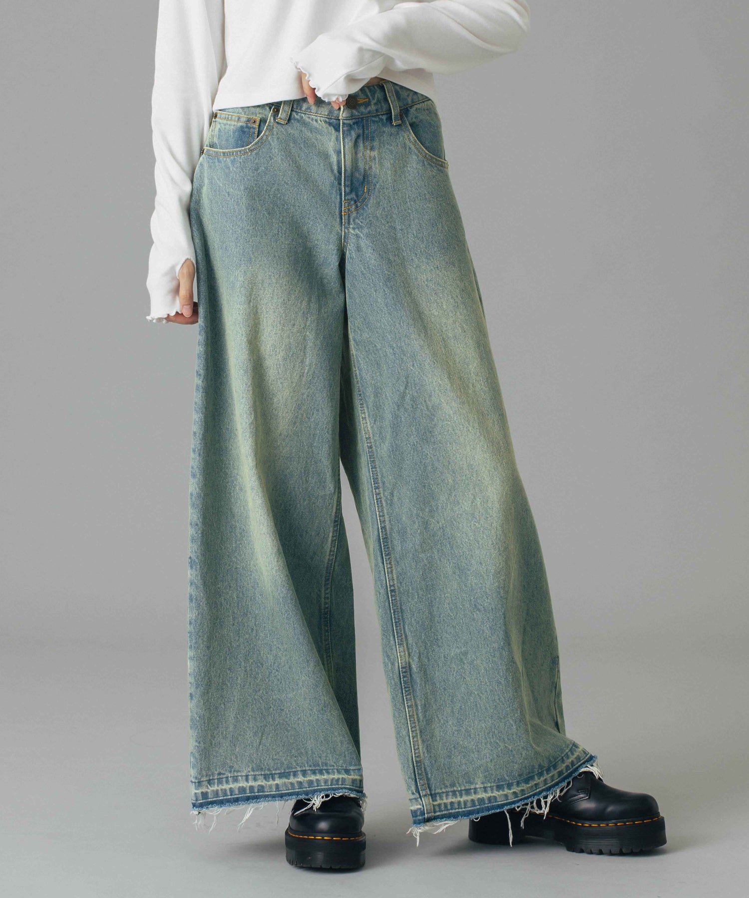 LOW RISE OVERDYED DENIM PANTS