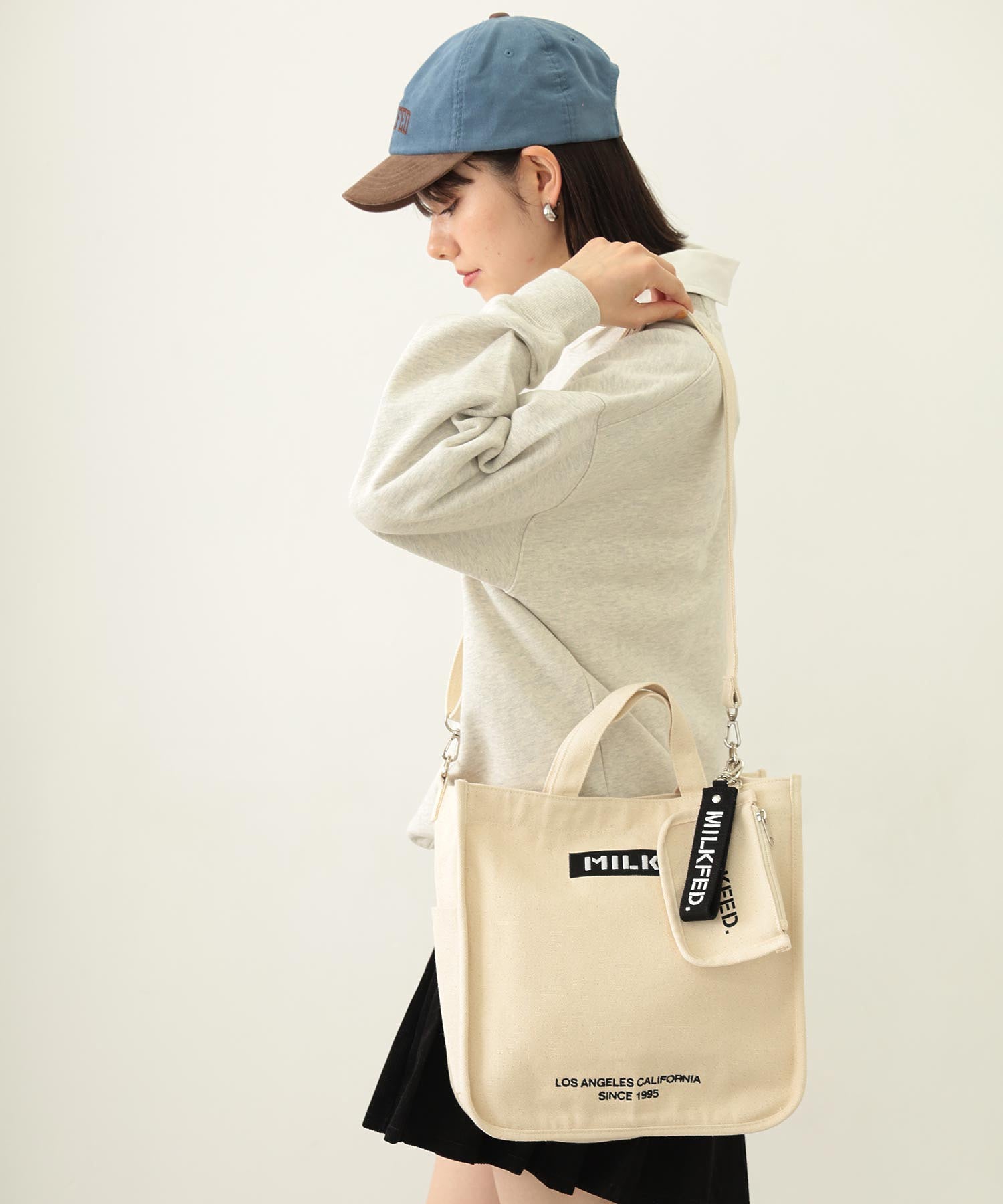 EMBROIDERED BAR SHOULDER BAG W/STRAP MILKFED.
