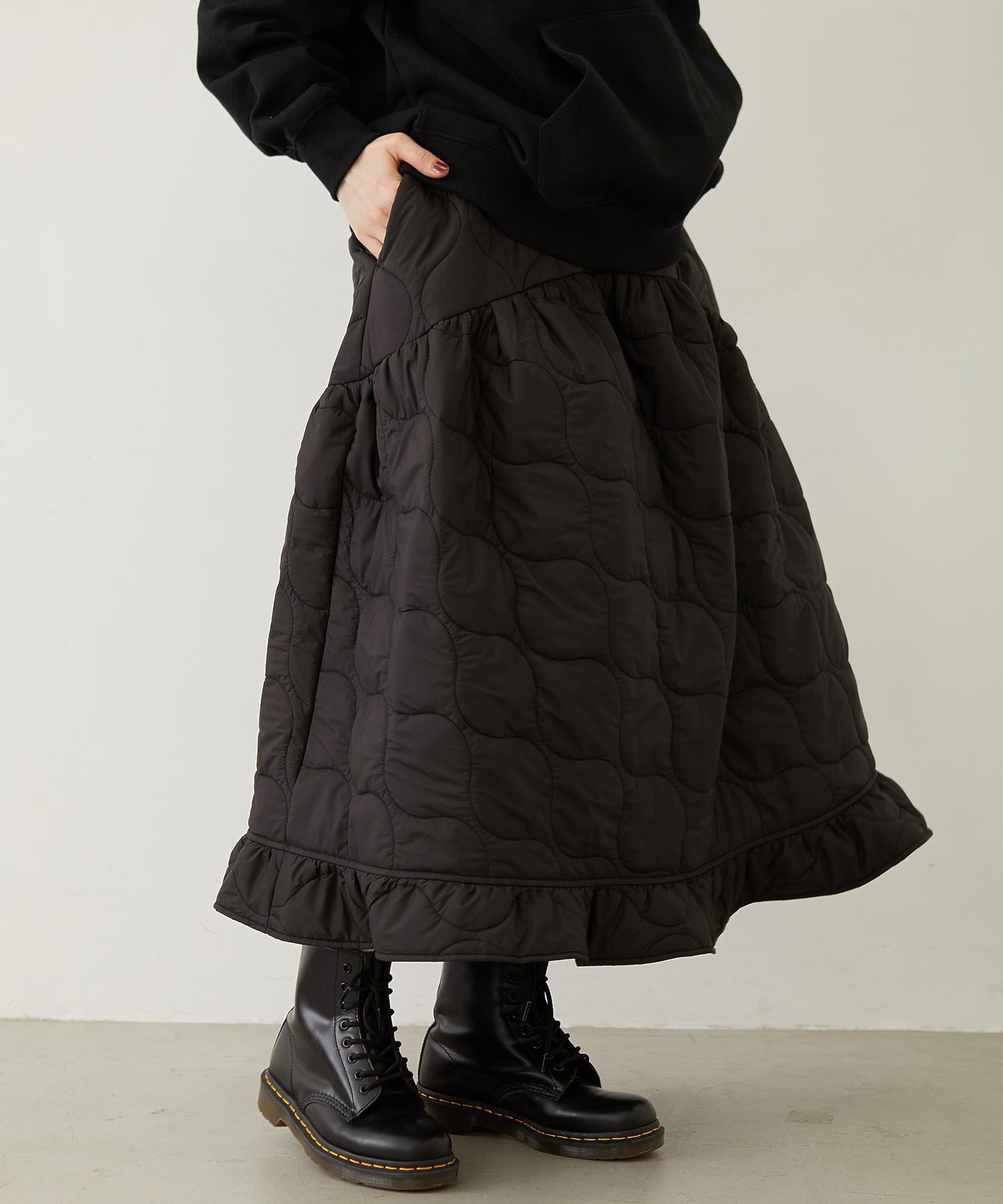 QUILTED FLARED SKIRT