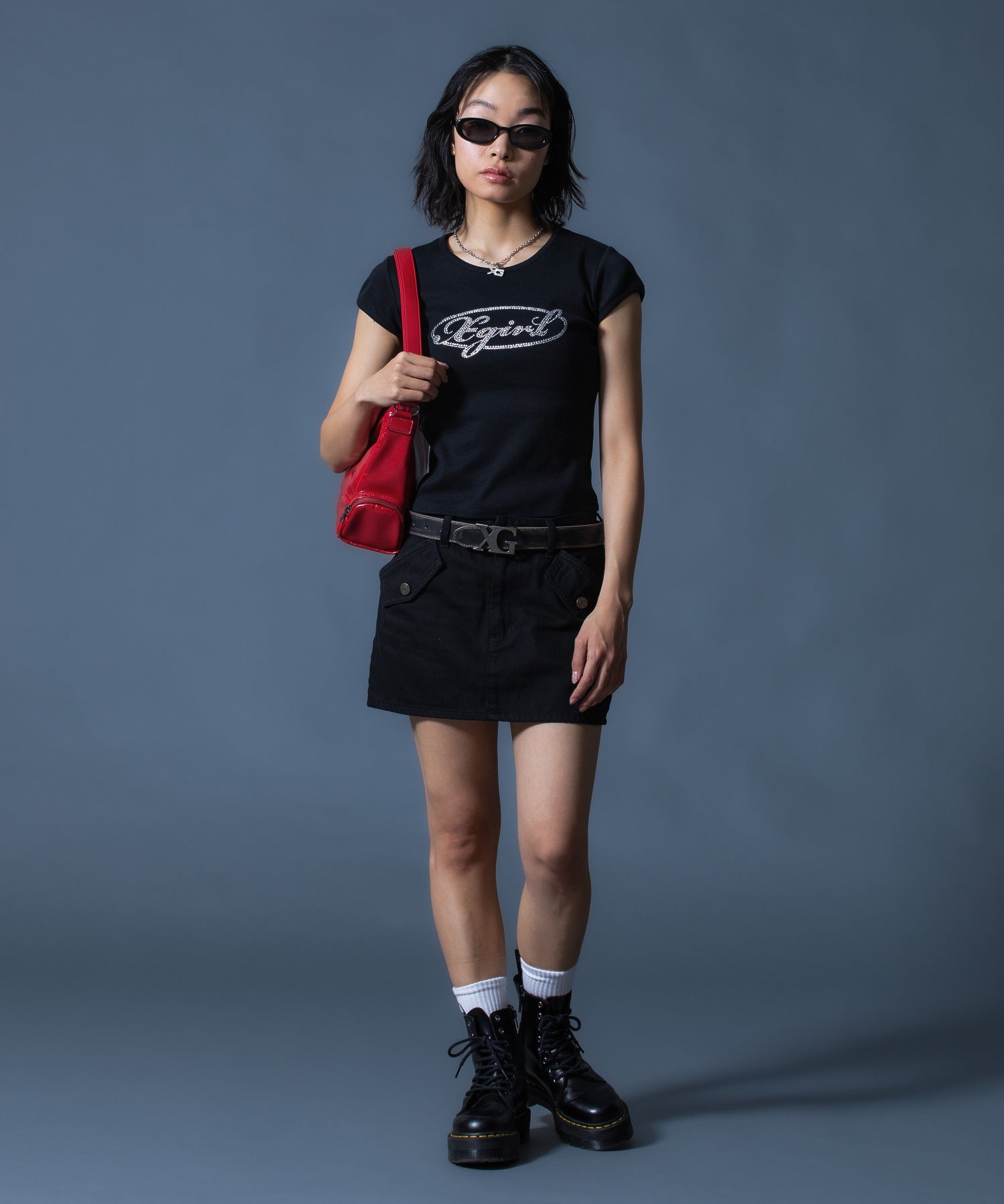 RHINESTONE OVAL CURSIVE LOGO S/S BABY TEE