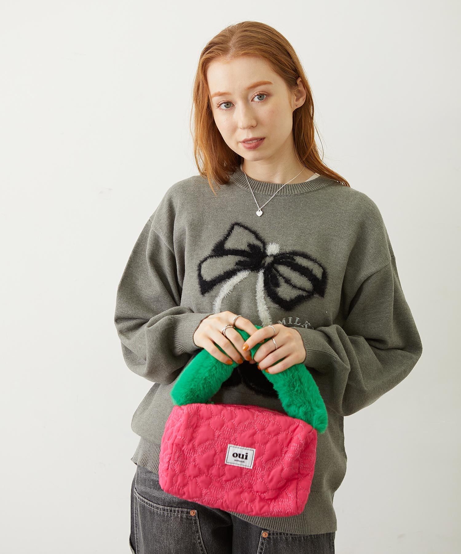 CHERRY QUILTED FUR HANDLE BAG