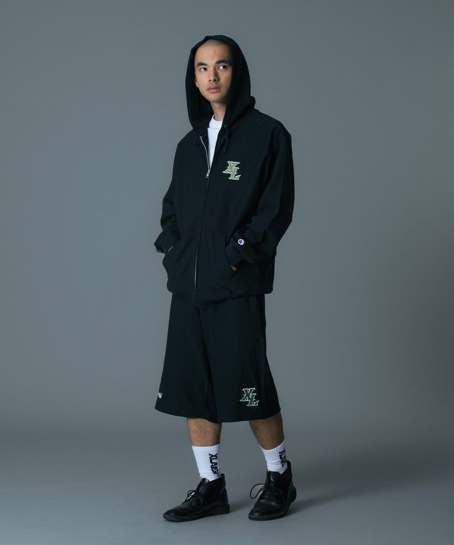 XLARGE×Champion ZIP UP HOODED SWEATSHIRT
