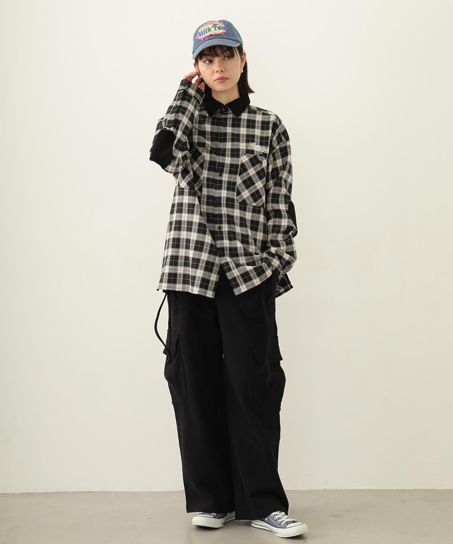 GATHERED POCKET SWEAT CARGO PANTS