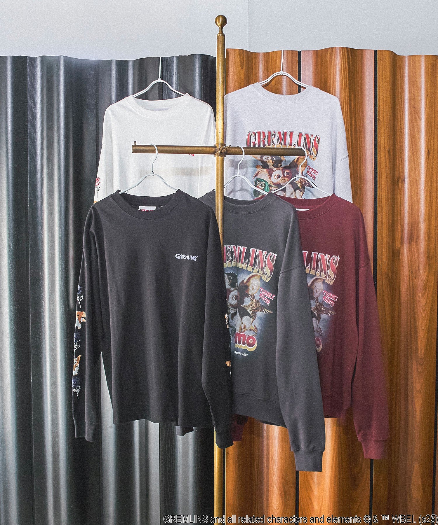 ROSEBUD LIMITED/GREMLINS BACK PRINT SWEAT