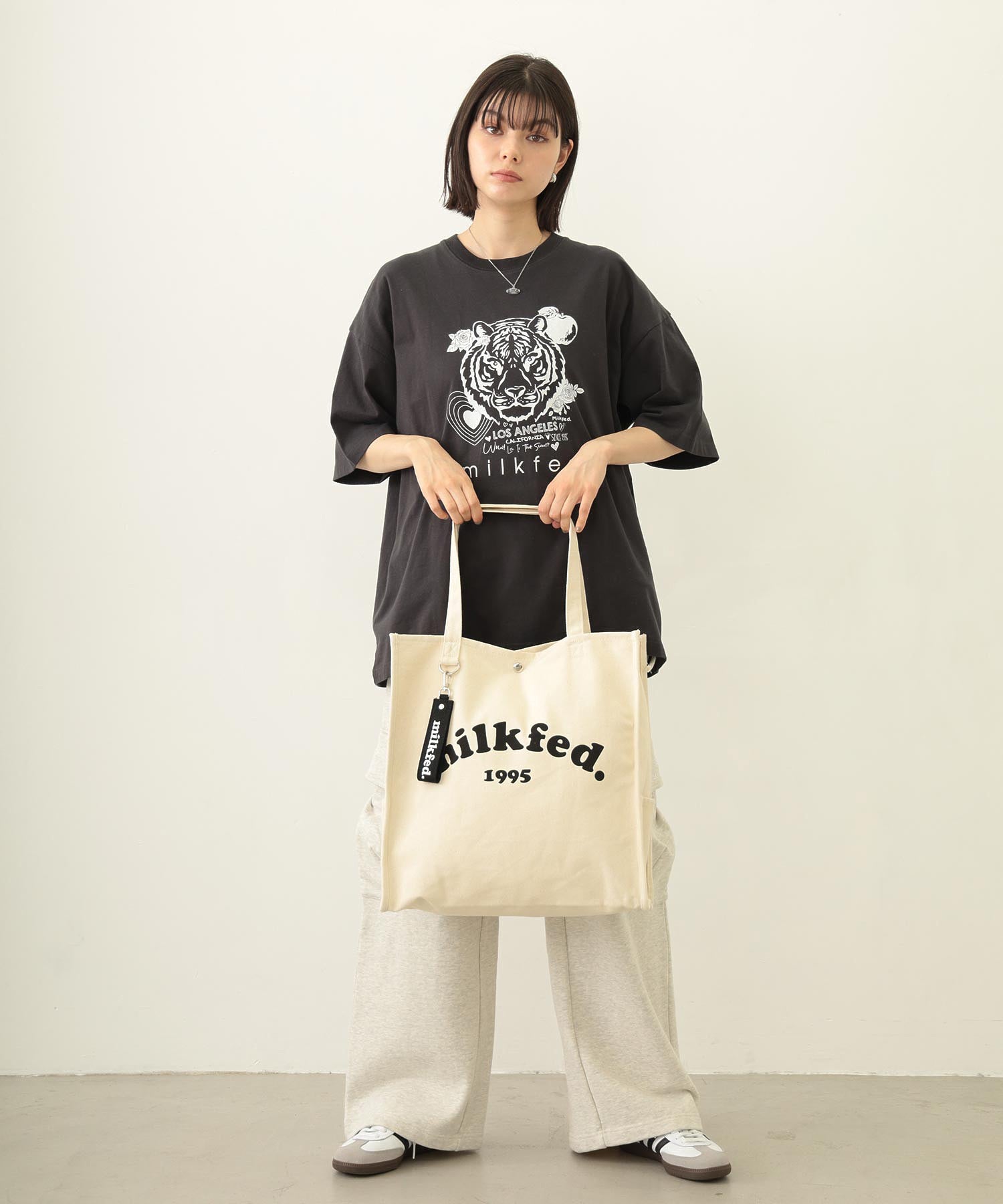 PIPING SQUARE TOTE COOPER LOGO MILKFED.