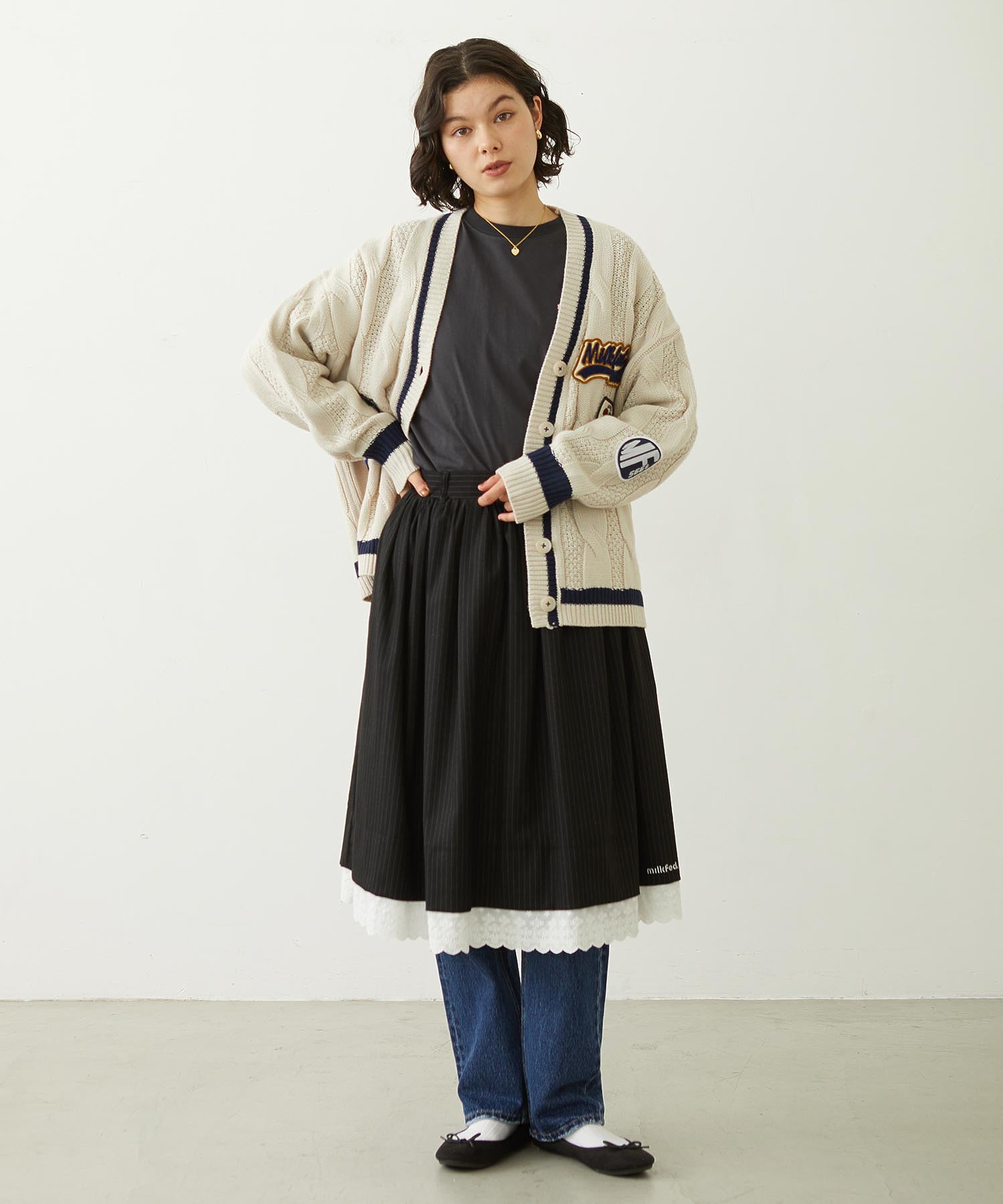 LACE HEM STRIPED SKIRT