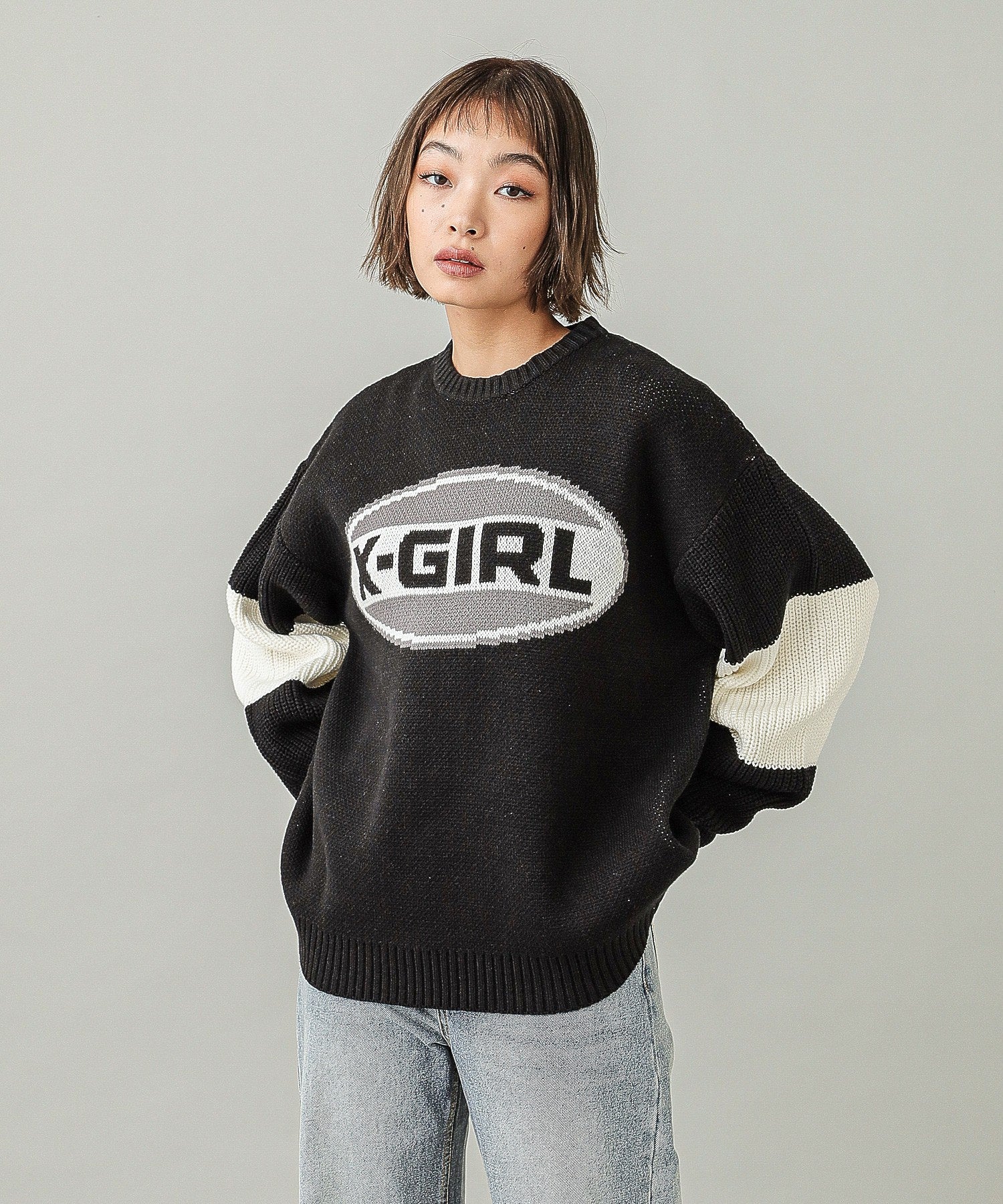 BICOLOR OVAL LOGO JACQUARD KNIT TOP