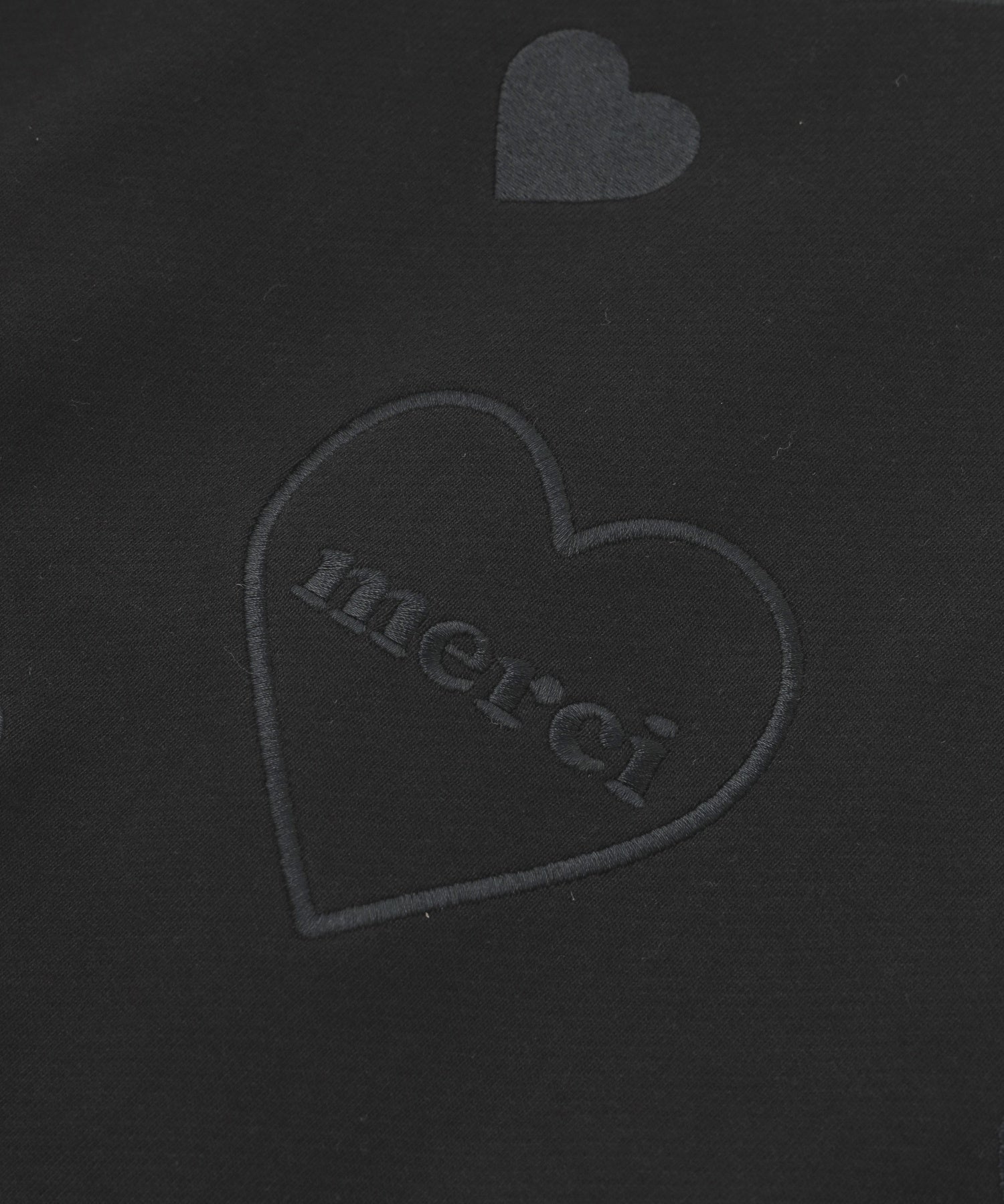 HEARTS EMBROIDERY SWEAT TOP