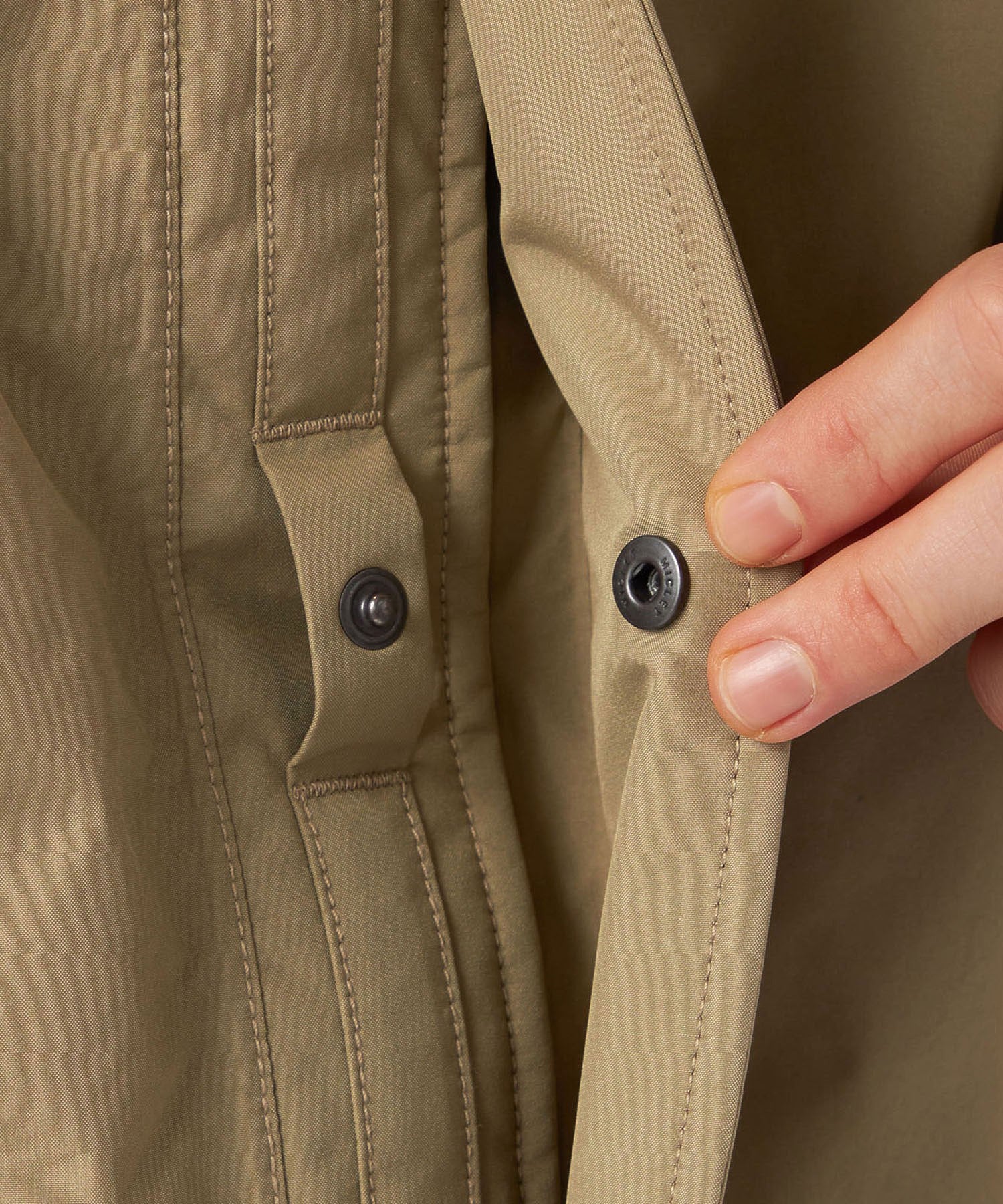 参考画像※当サイトにKhaki Beigeの展開はございません