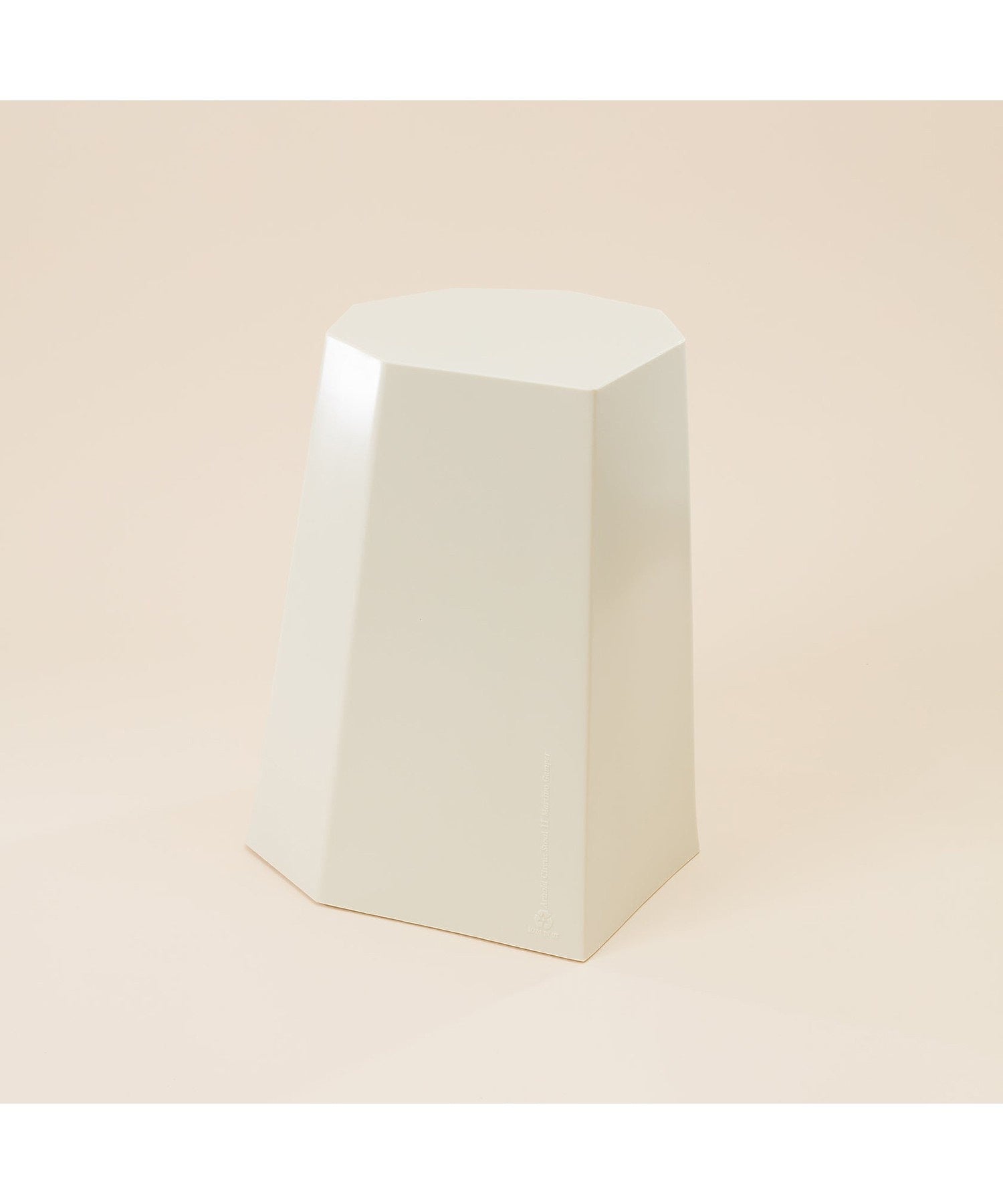 Arnold Circus Stool / Martino Gamper