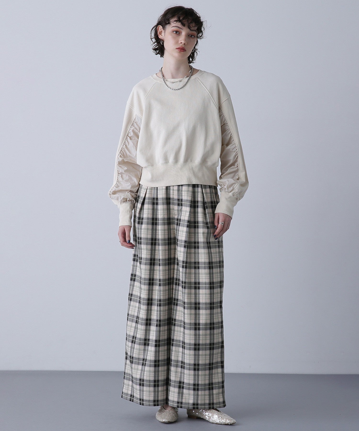 ナイロンドッキングスウェット