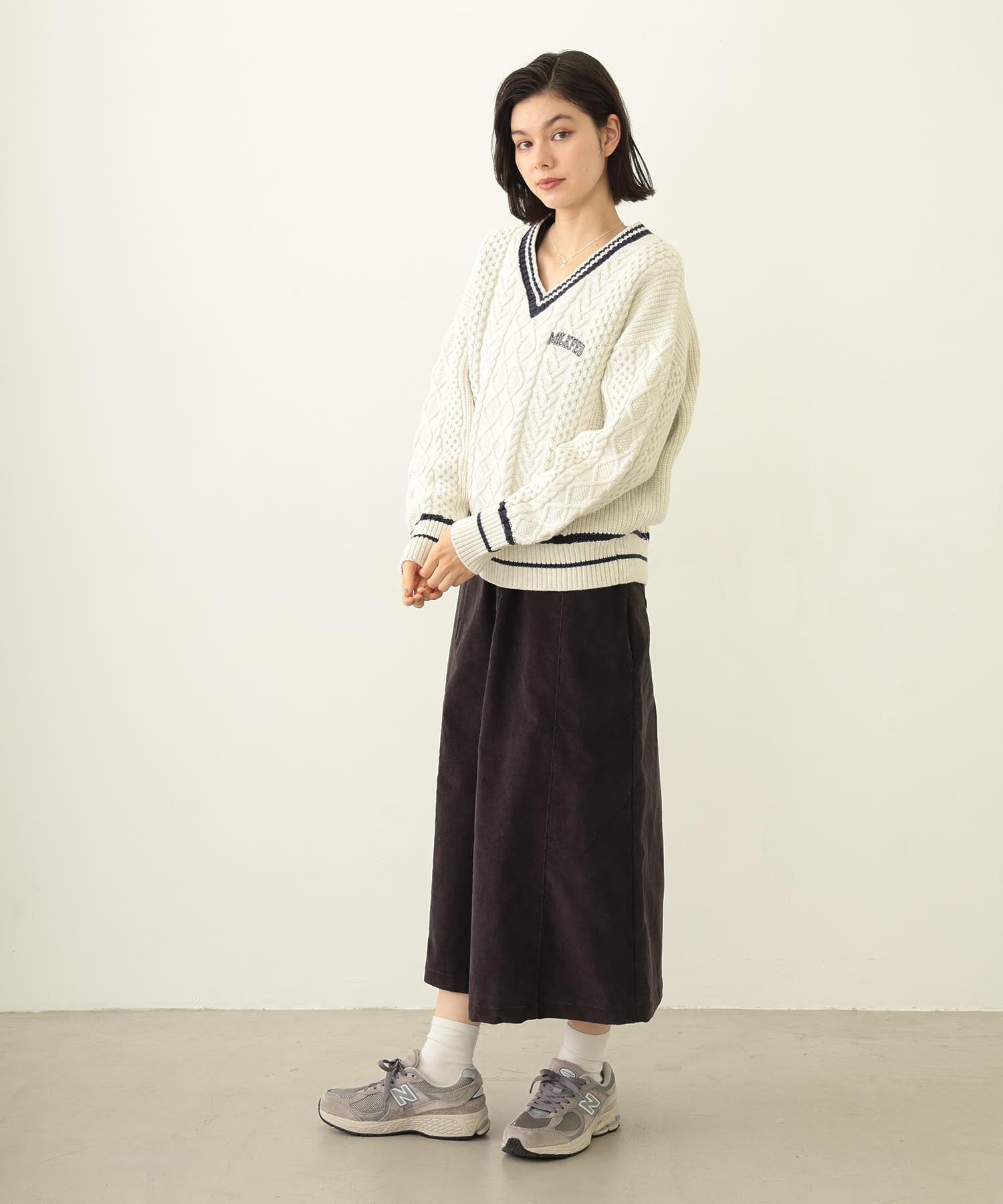 MILKFED. PATCH V-NECK KNIT