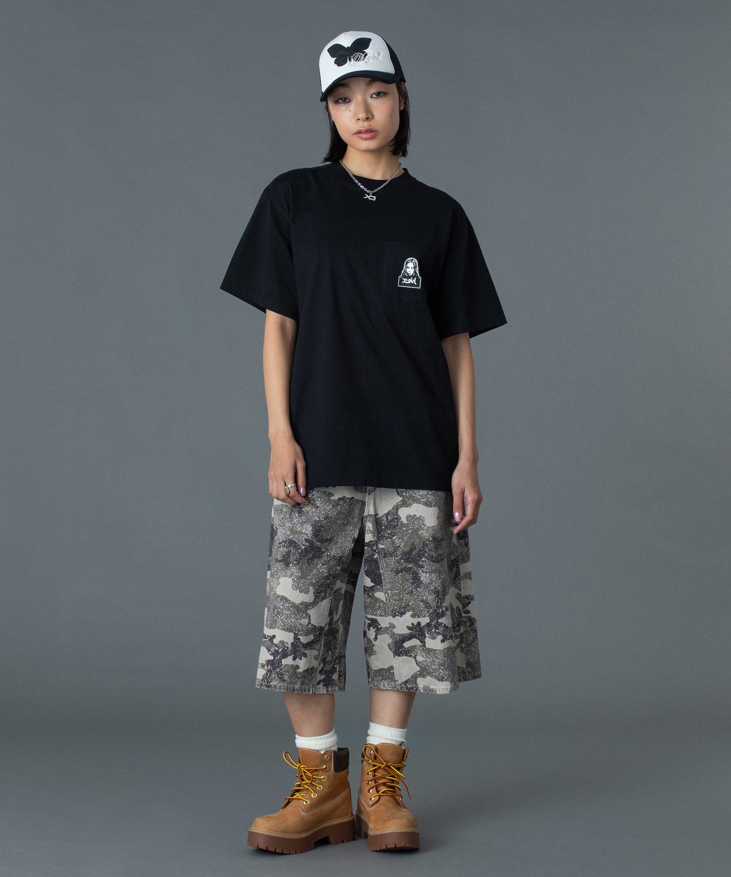 BUTTERFLY PATCH TRUCKER CAP