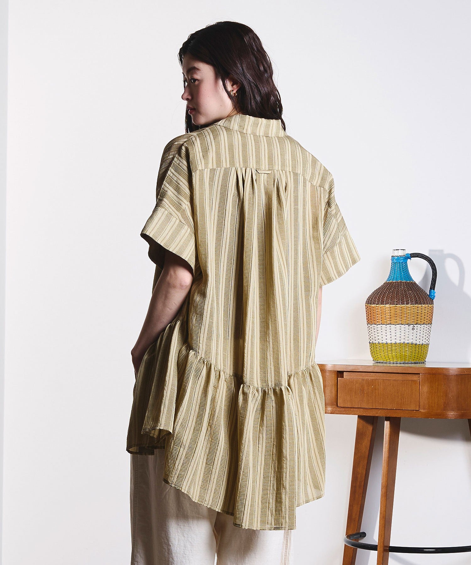 GENE HEAVENS/TIERED HEM S/S SHIRT