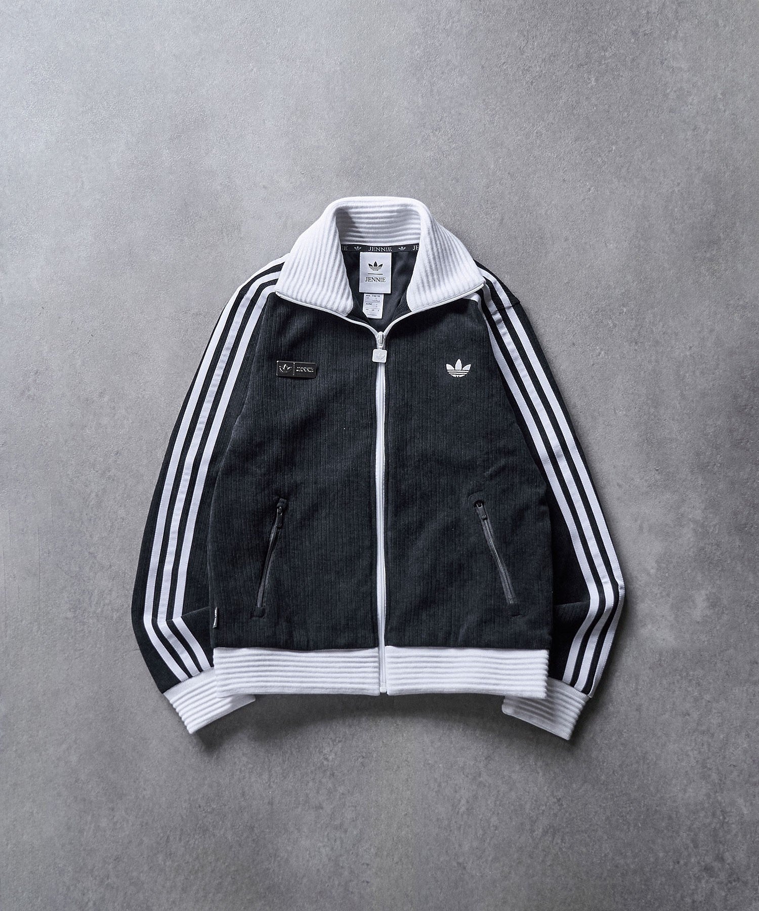 adidas Originals by JENNIE/ORI FAN OG TT
