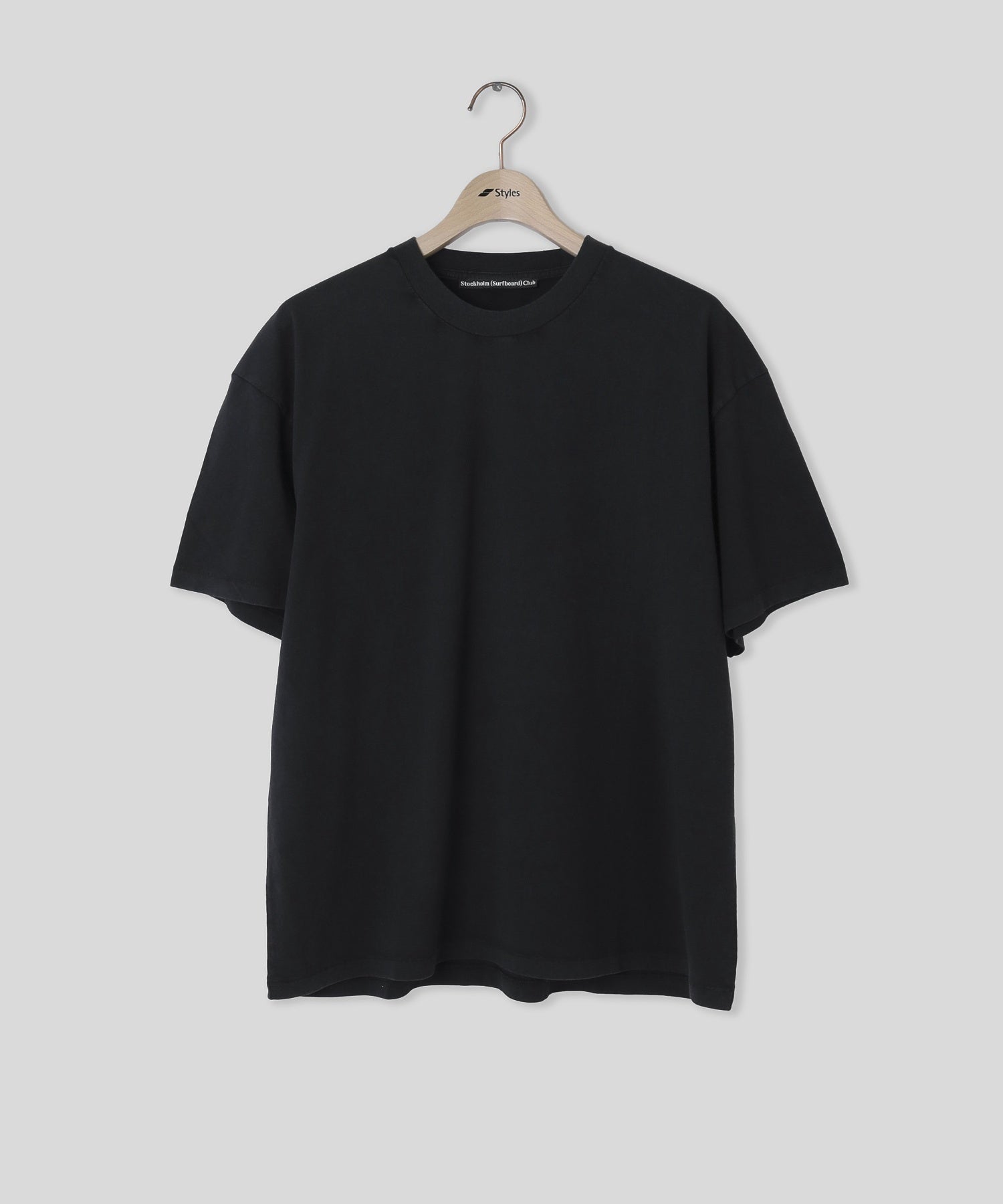 STOCKHOLM SURFBOARD CLUB/ストックホルムサーフボードクラブ/Box Tee Back Logo U1000198