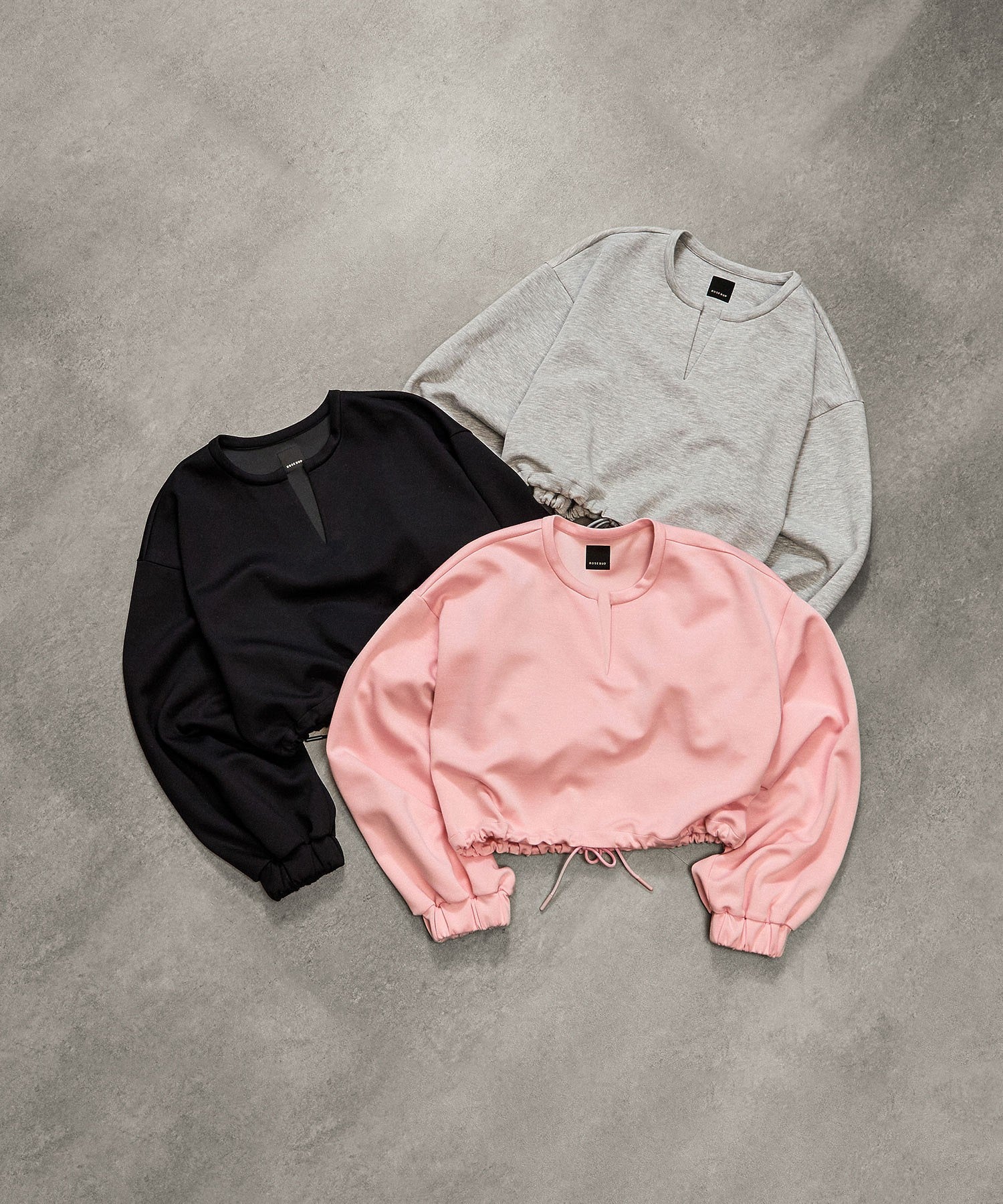 VOLUME SLEEVE CROPPED TOP