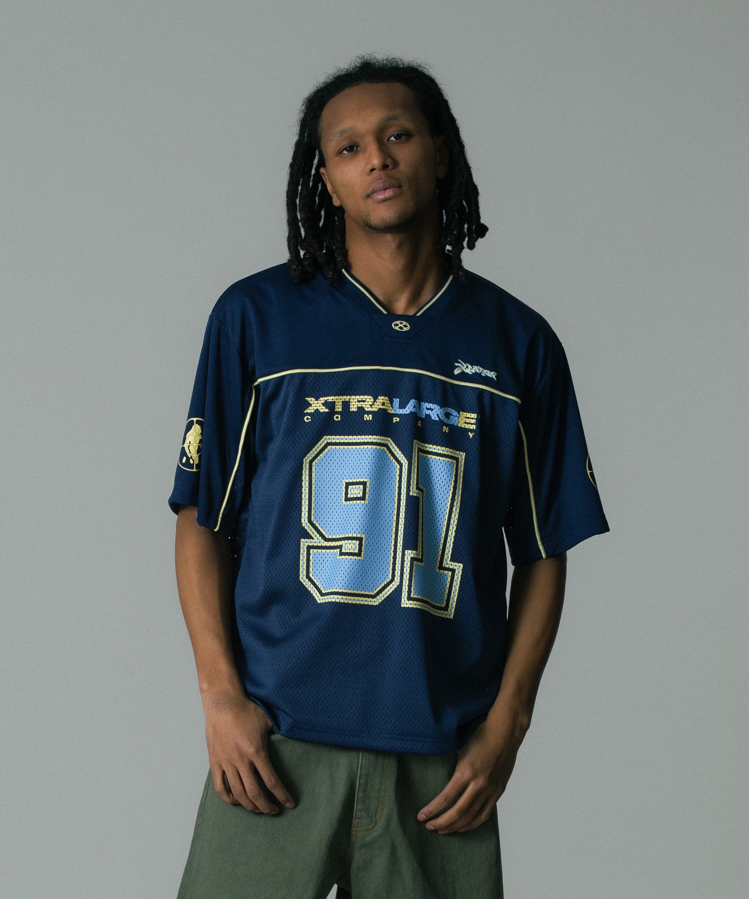 MODEL 身長185cm / 着用サイズ：Lサイズ