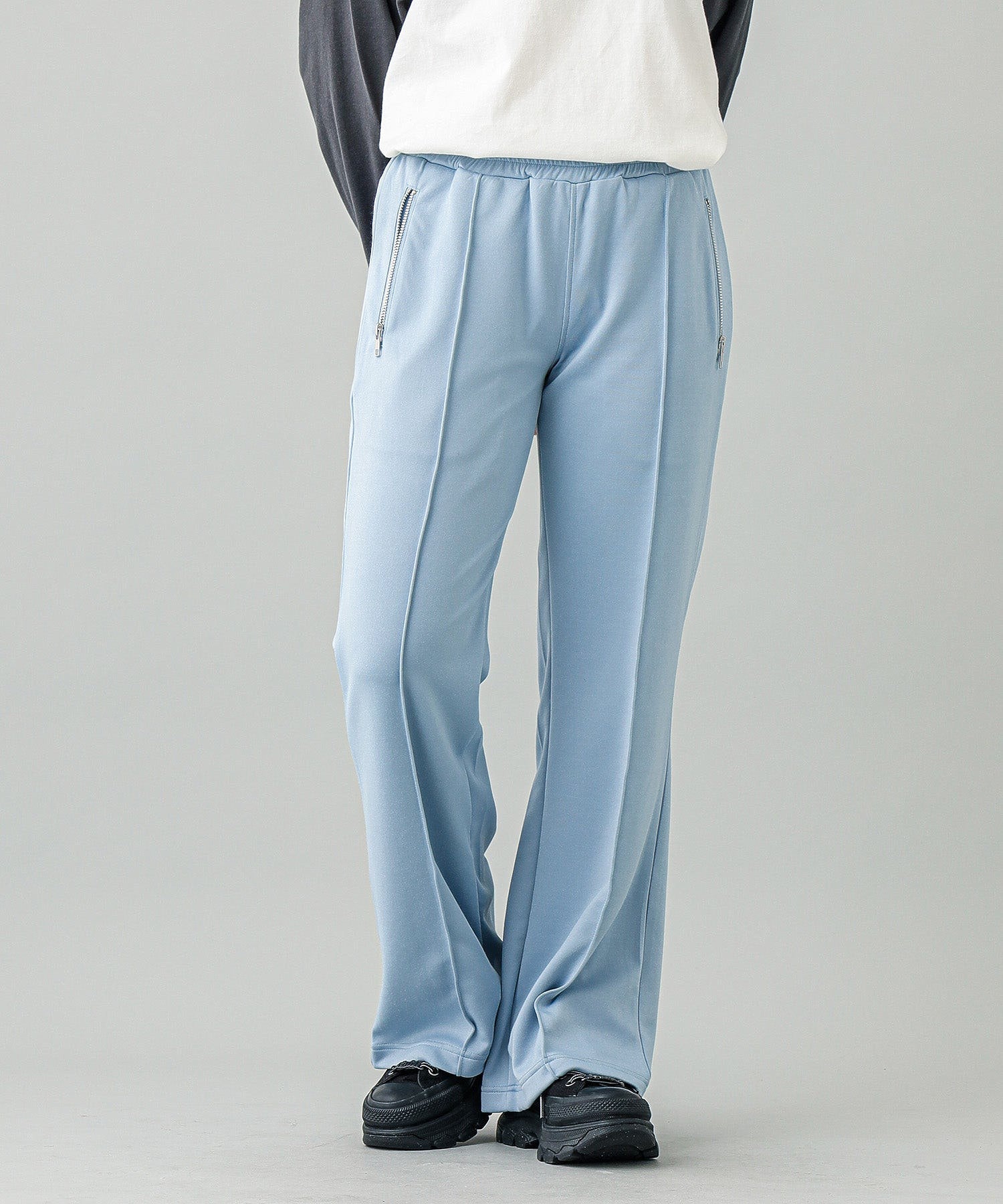 model　H:161cm 着用サイズ:M