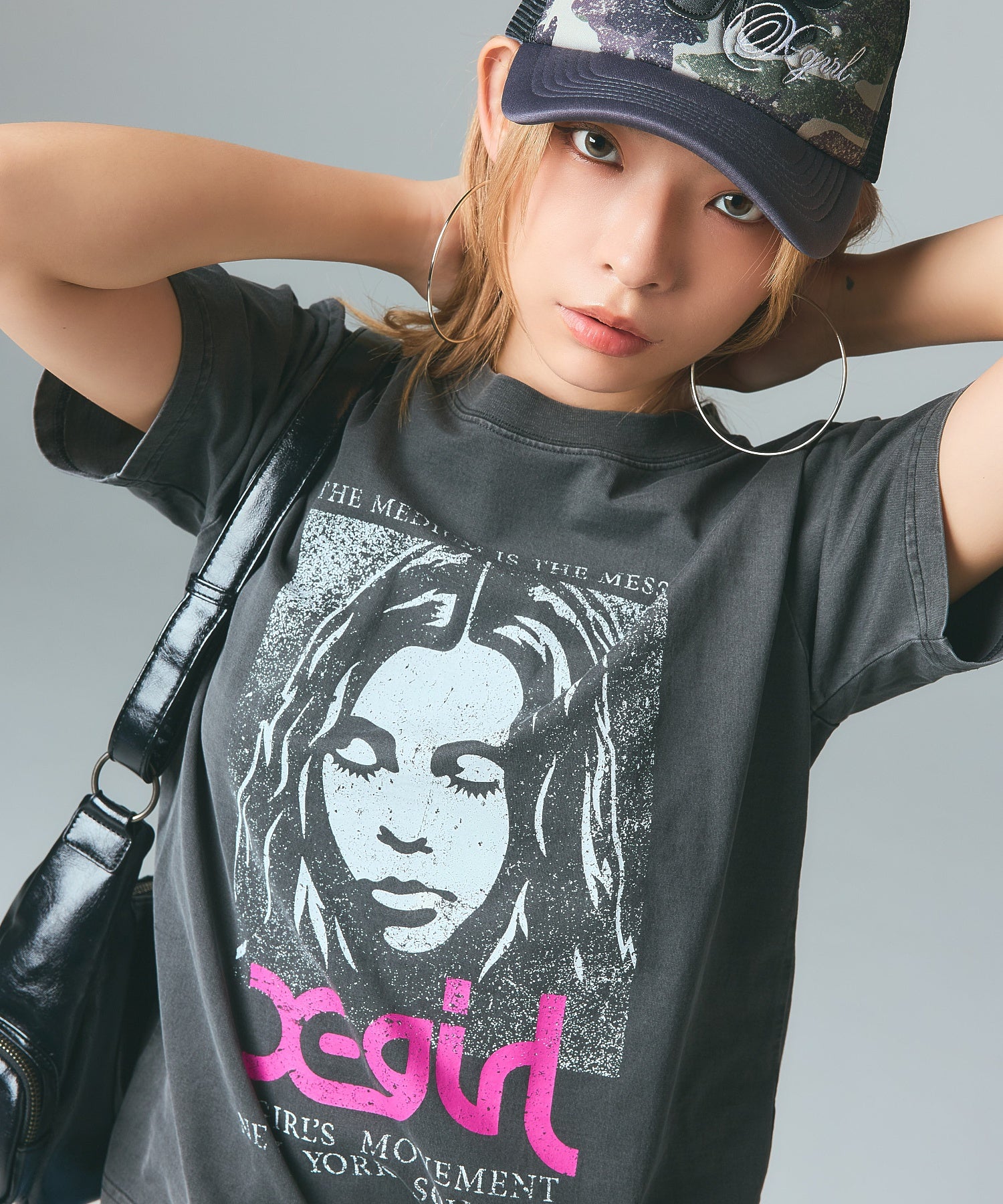 BUTTERFLY PATCH TRUCKER CAP