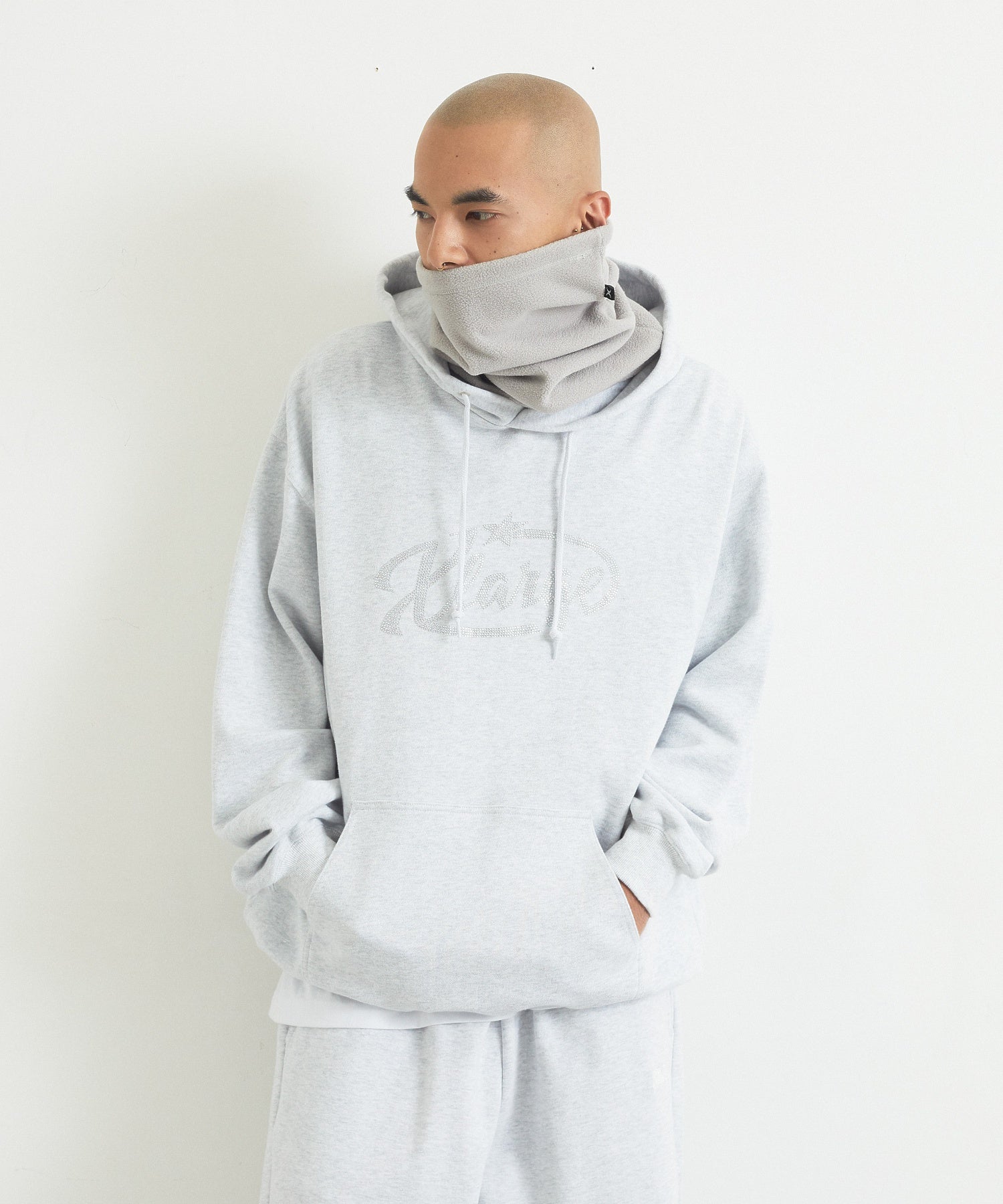 MODEL身長：172cm / 着用サイズ：ONE SIZE