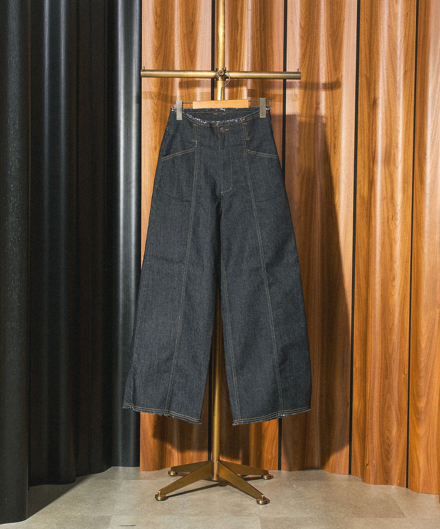 WIDE DENIM PANTS