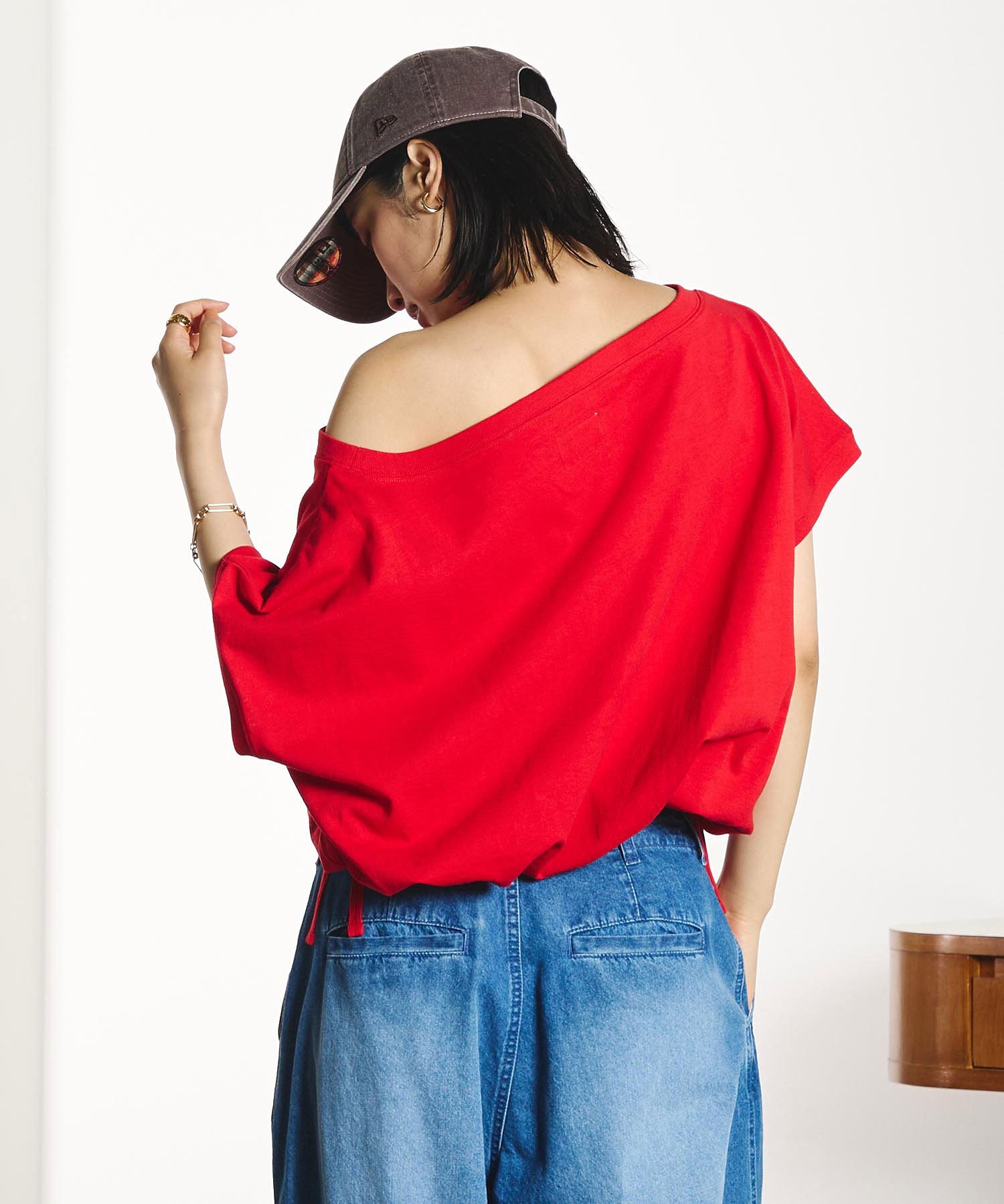 OKIRAKU×ROSEBUD/DRAWSTRING GRAPHIC TOP