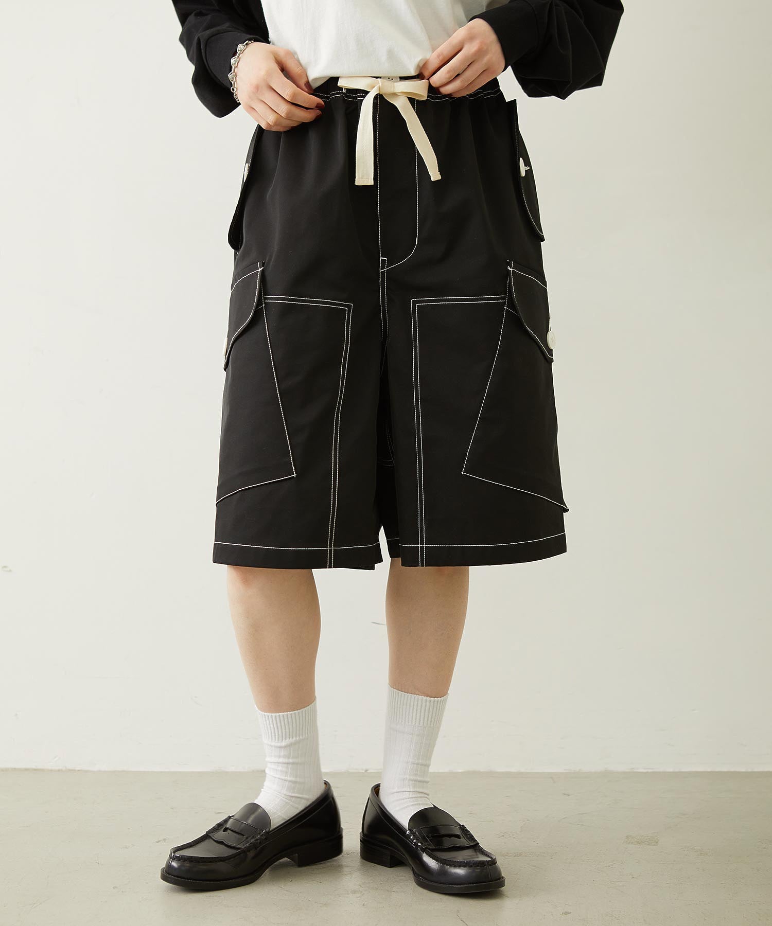 BIG POCKET CARGO HALF SHORTS