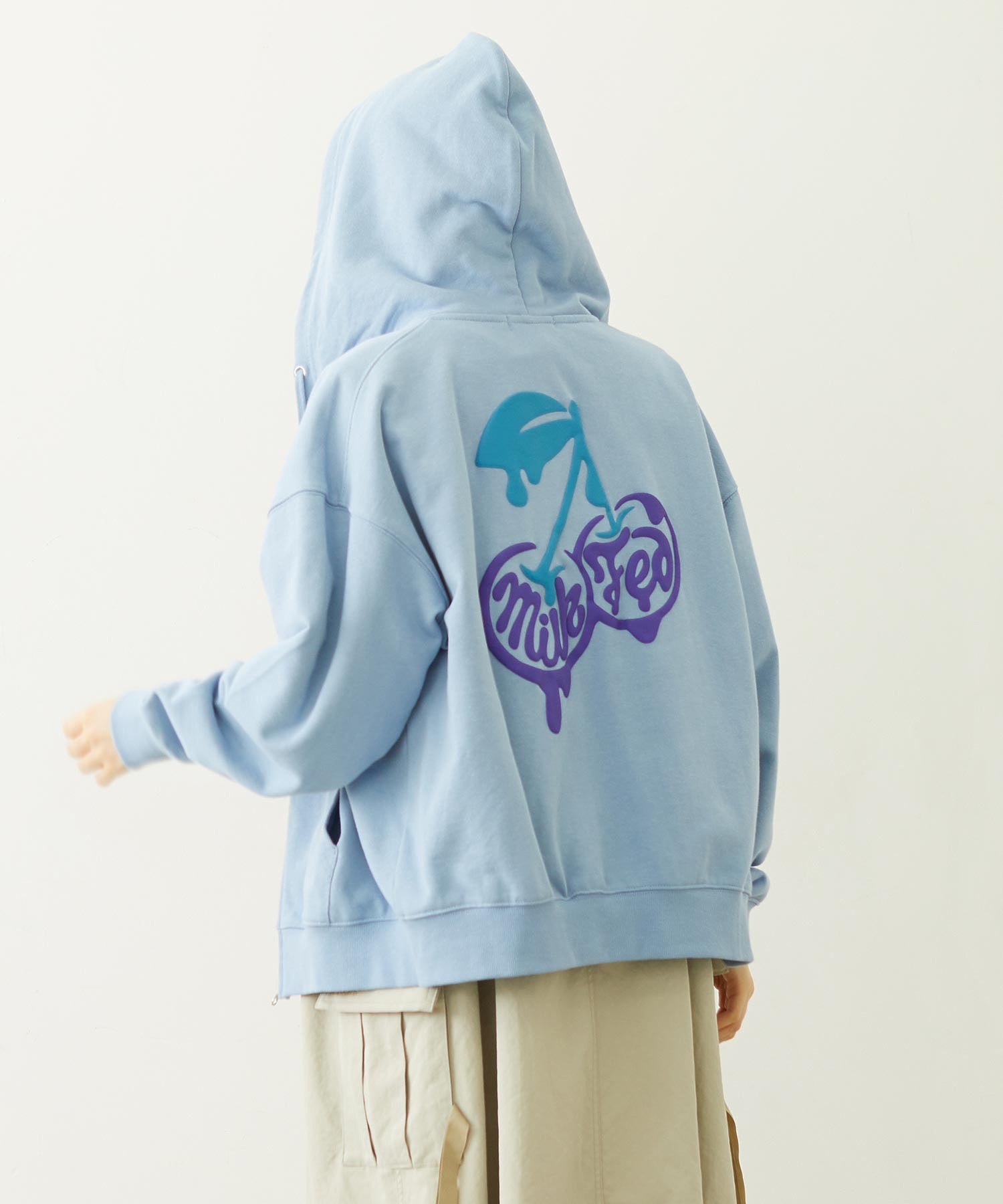MELTY CHERRY WIDE ZIP UP HOODIE