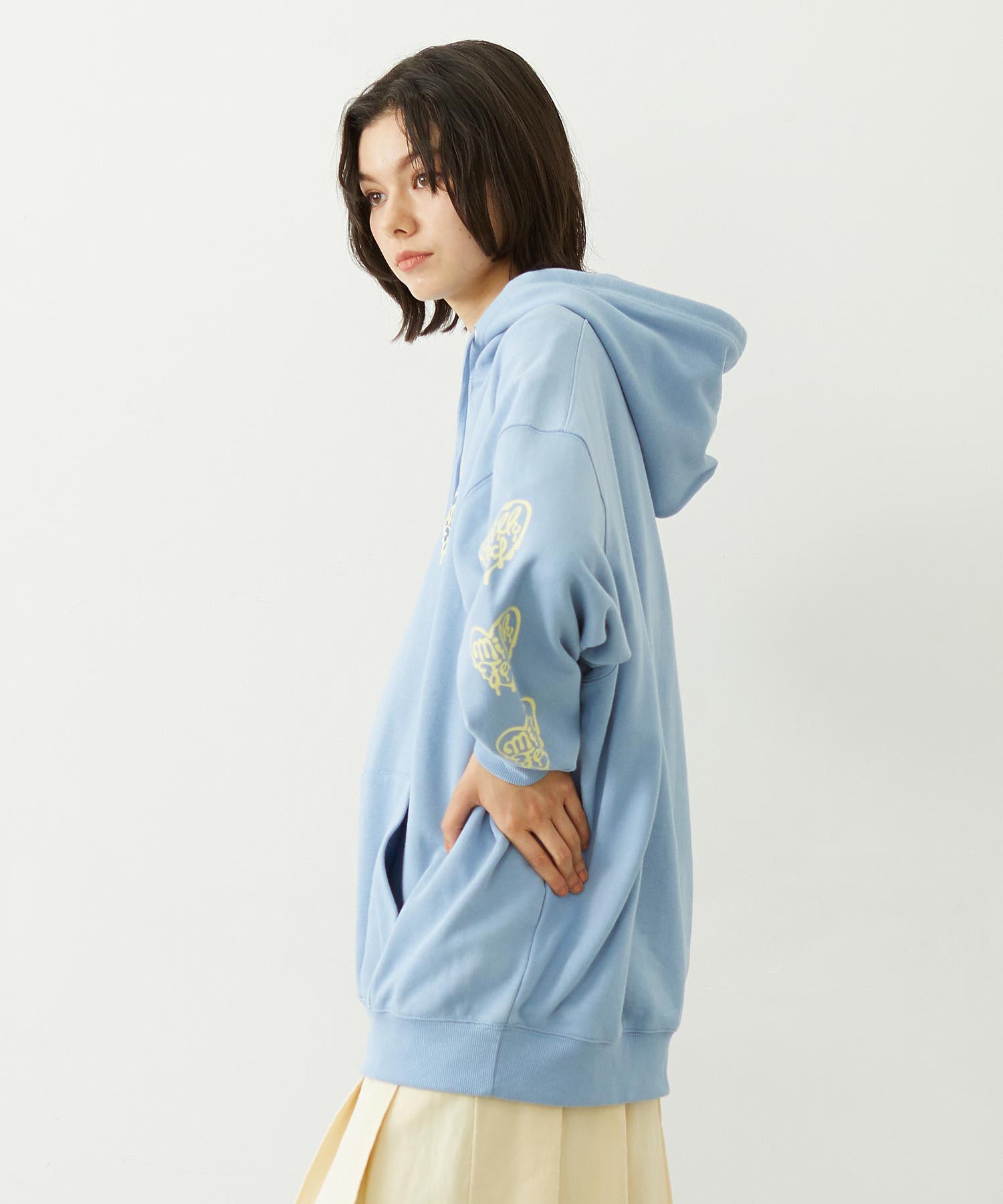 MELTY HEART WIDE HOODIE SWEAT