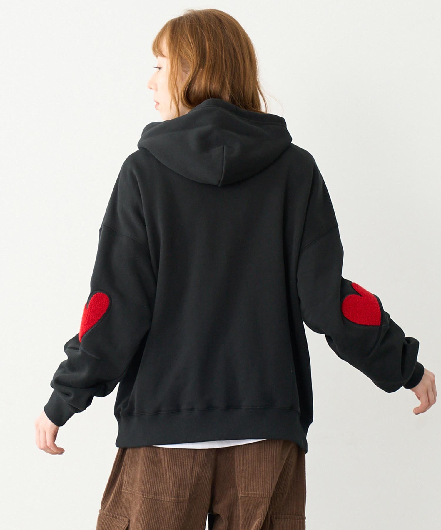 LOVE HEART ELBOW SWEAT HOODIE