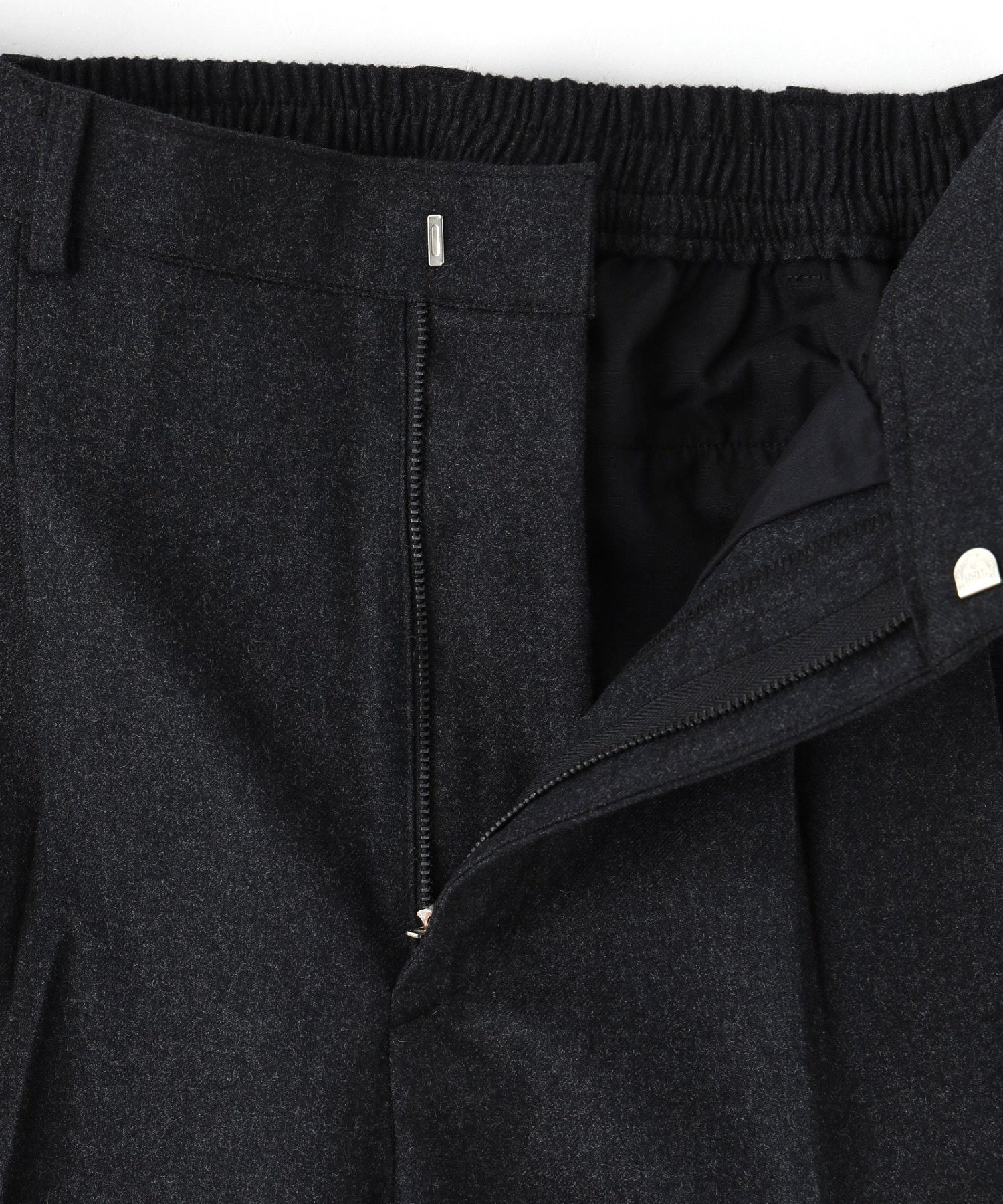 PAS UNE MARQUE/パ・ズュヌ・マルク/Tailored Trousers PAS-573