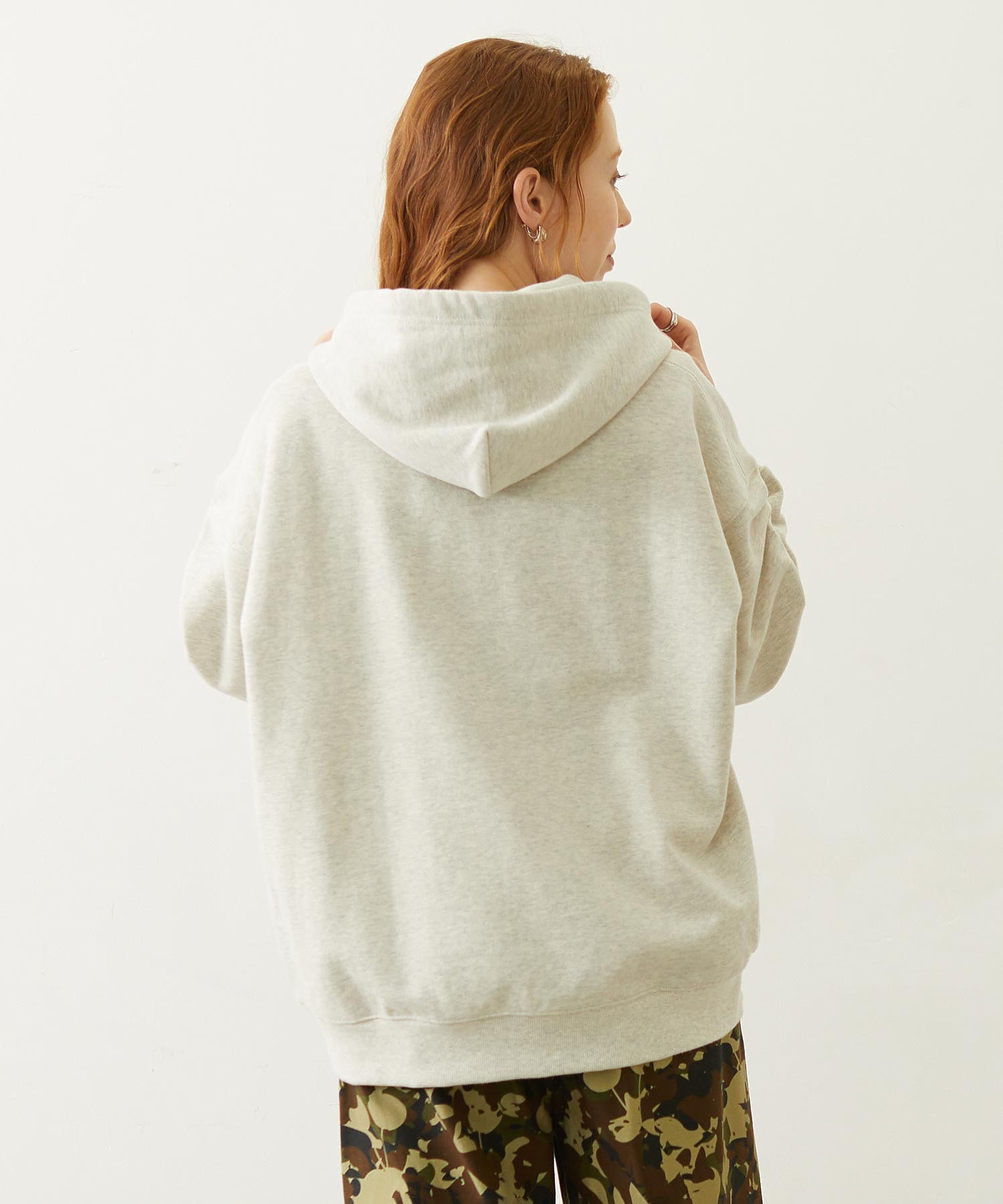 STENCIL LOGO SWEAT HOODIE
