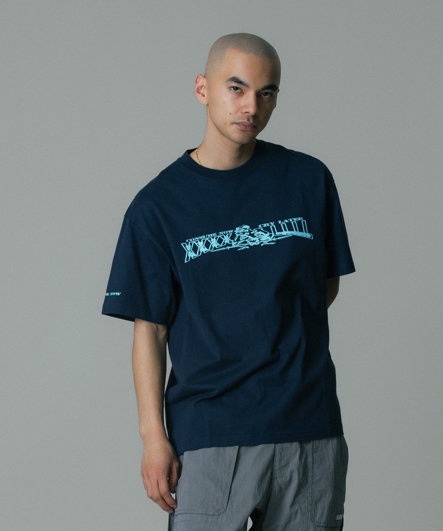 MODEL 身長172cm / 着用サイズ：Lサイズ