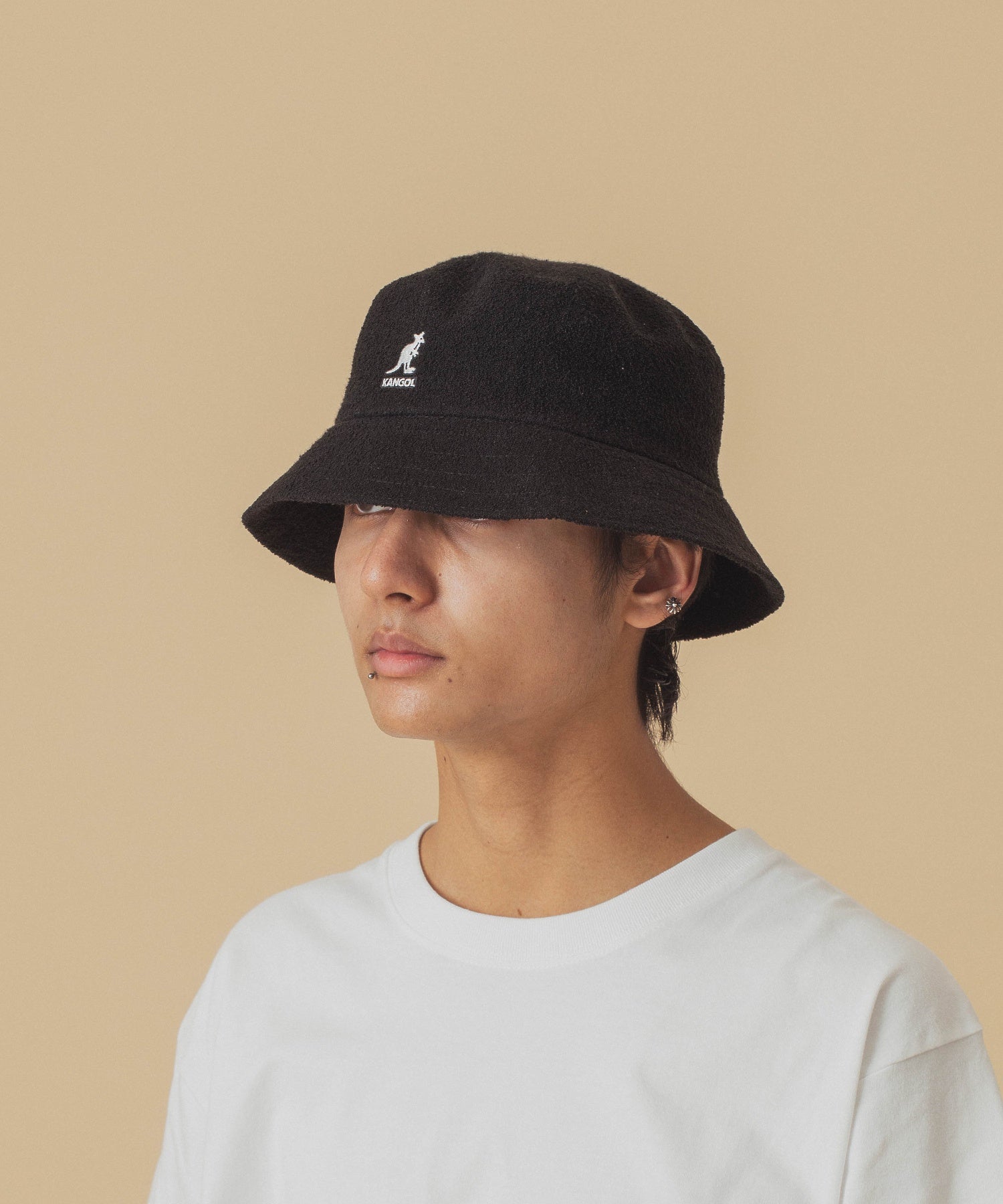 XLARGE×KANGOL BLACK BUCKET HAT