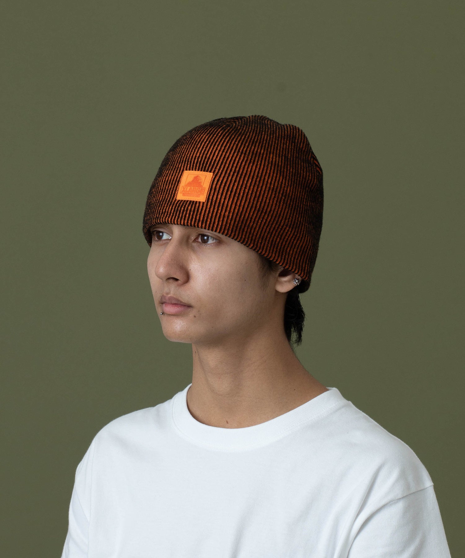 CONTRAST BEANIE