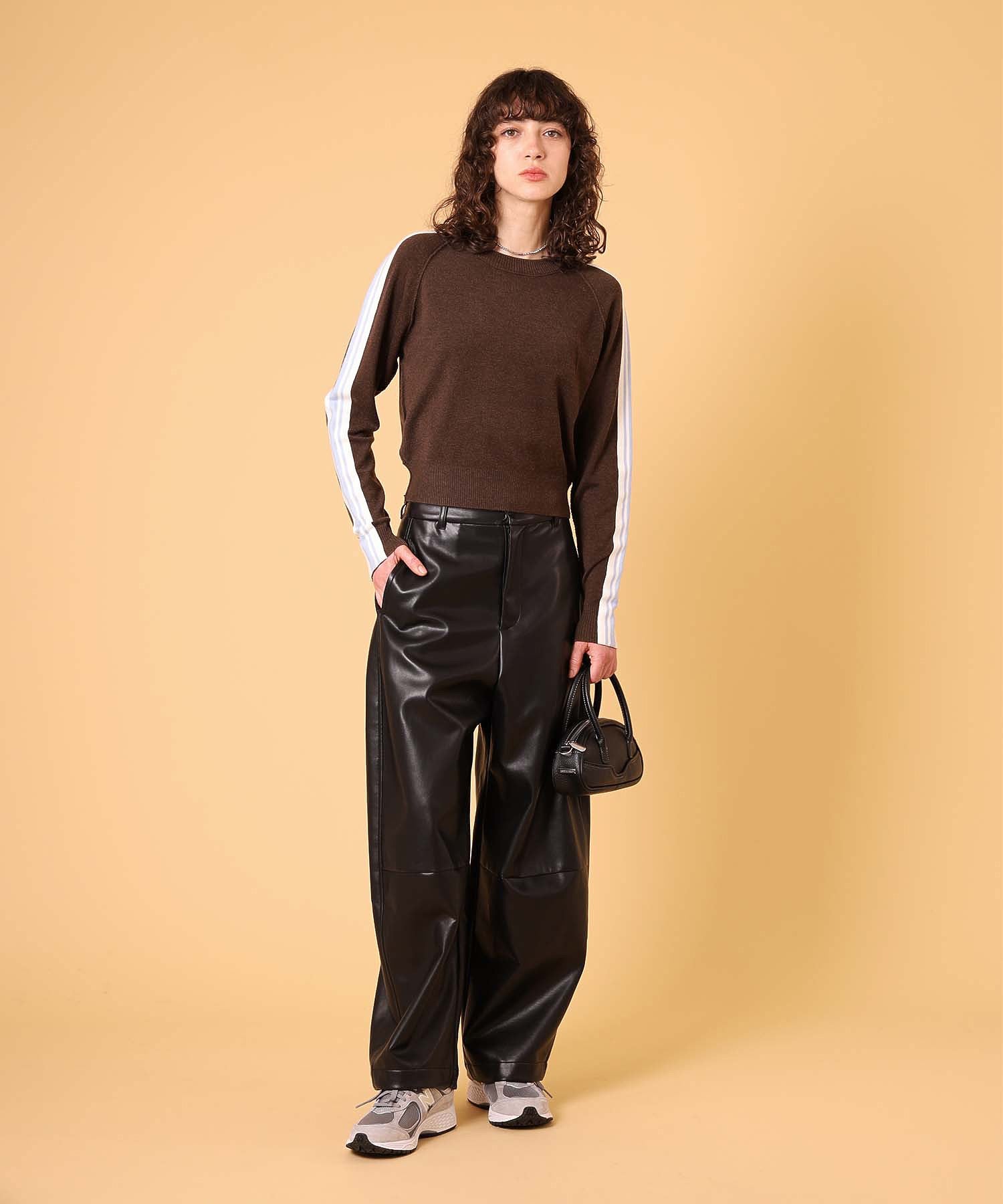 ラインニットプルオーバー