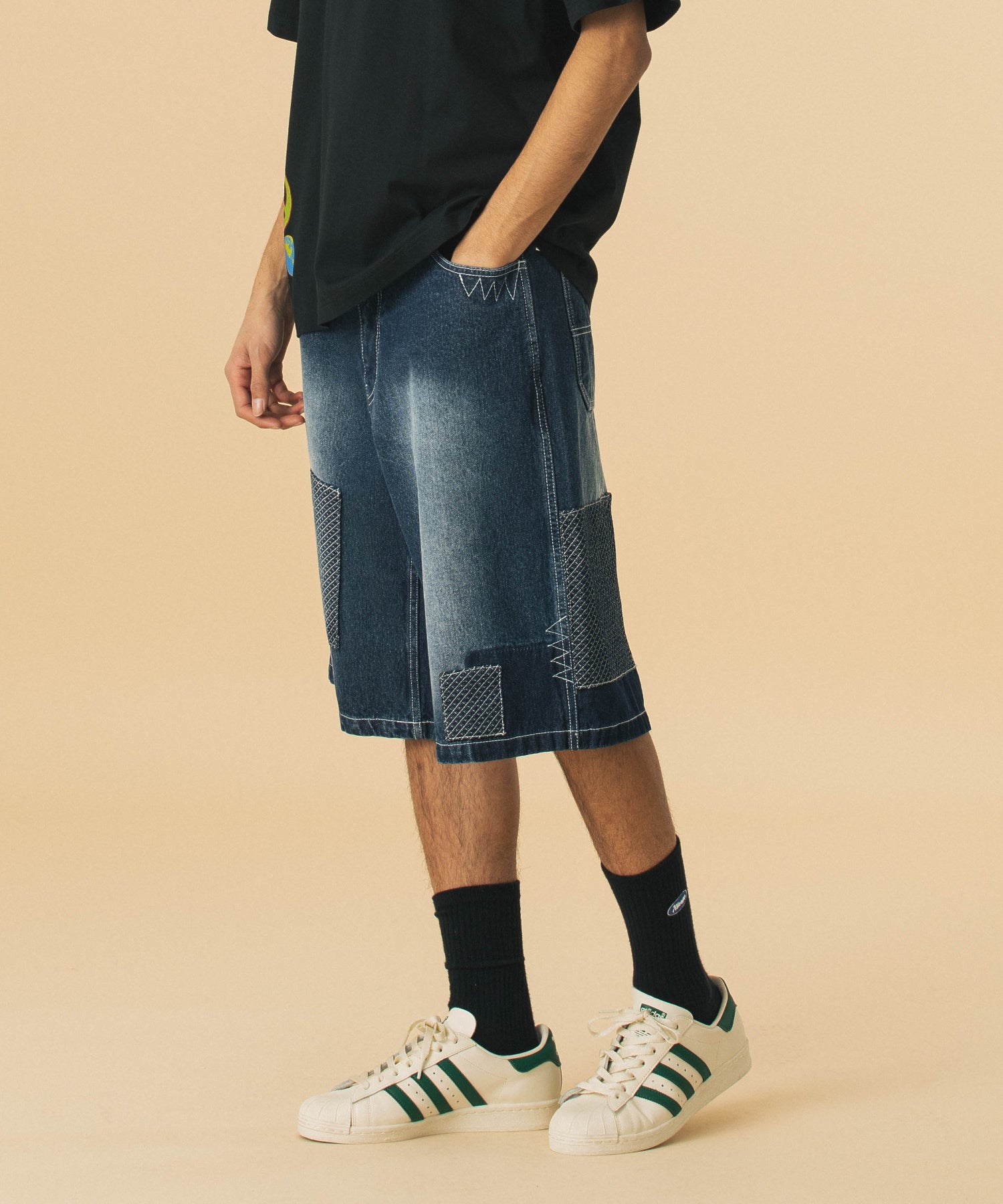 MODEL 身長183cm / 着用サイズ：34inch