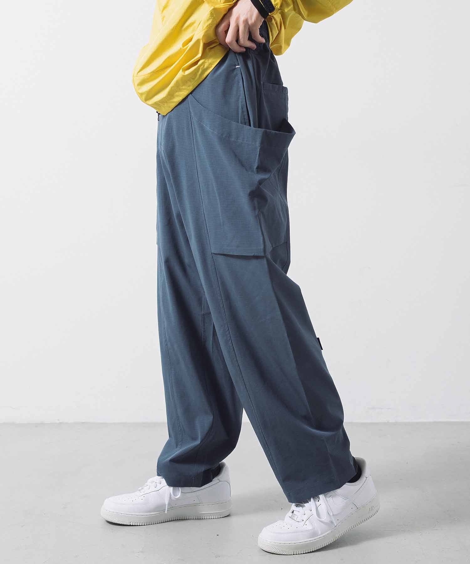 STAFF 身長170cm / 着用サイズ：M