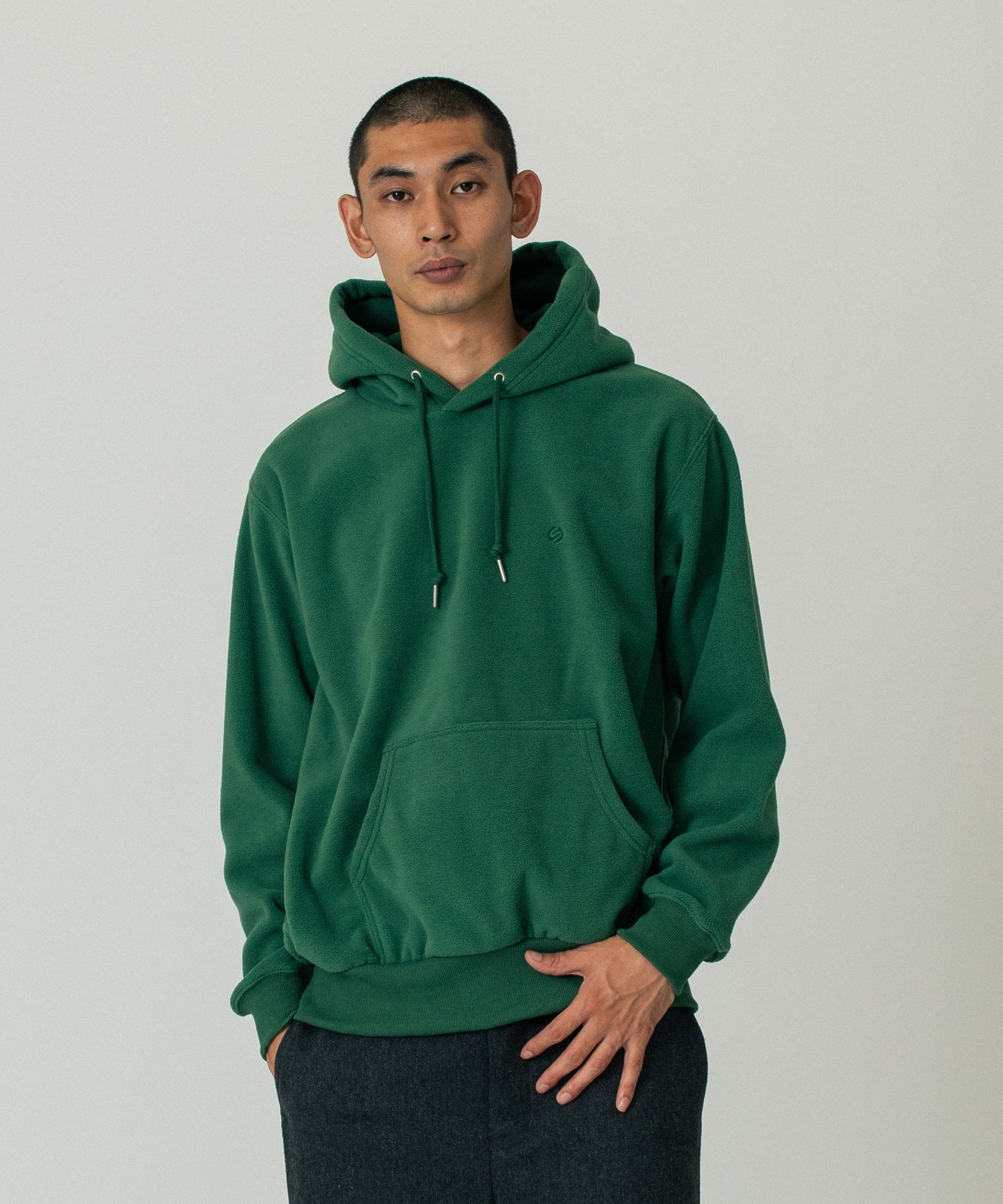FLEECE SWEATSHIRT
