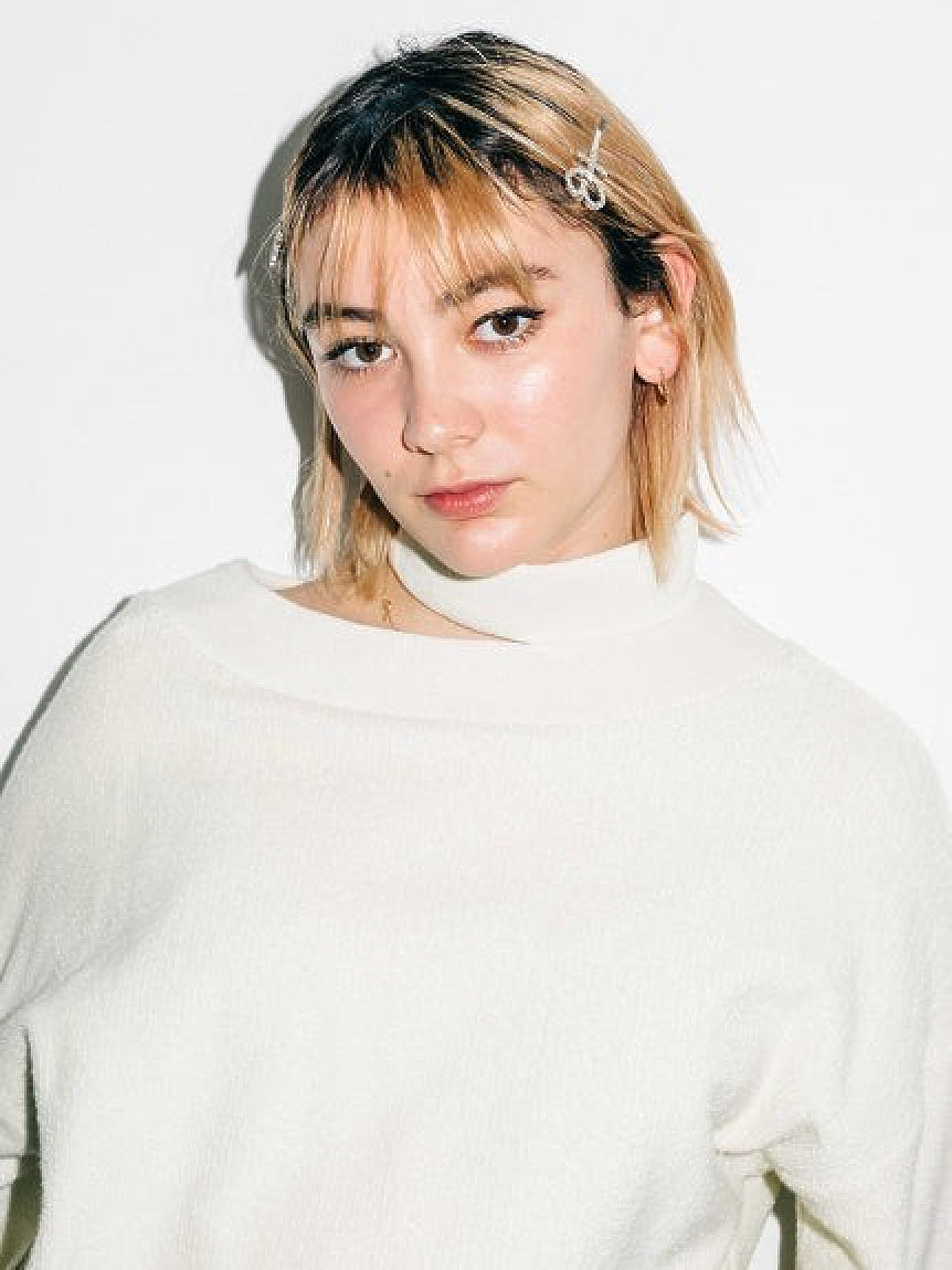 DISTRESSED COLLAR TOP X-girl