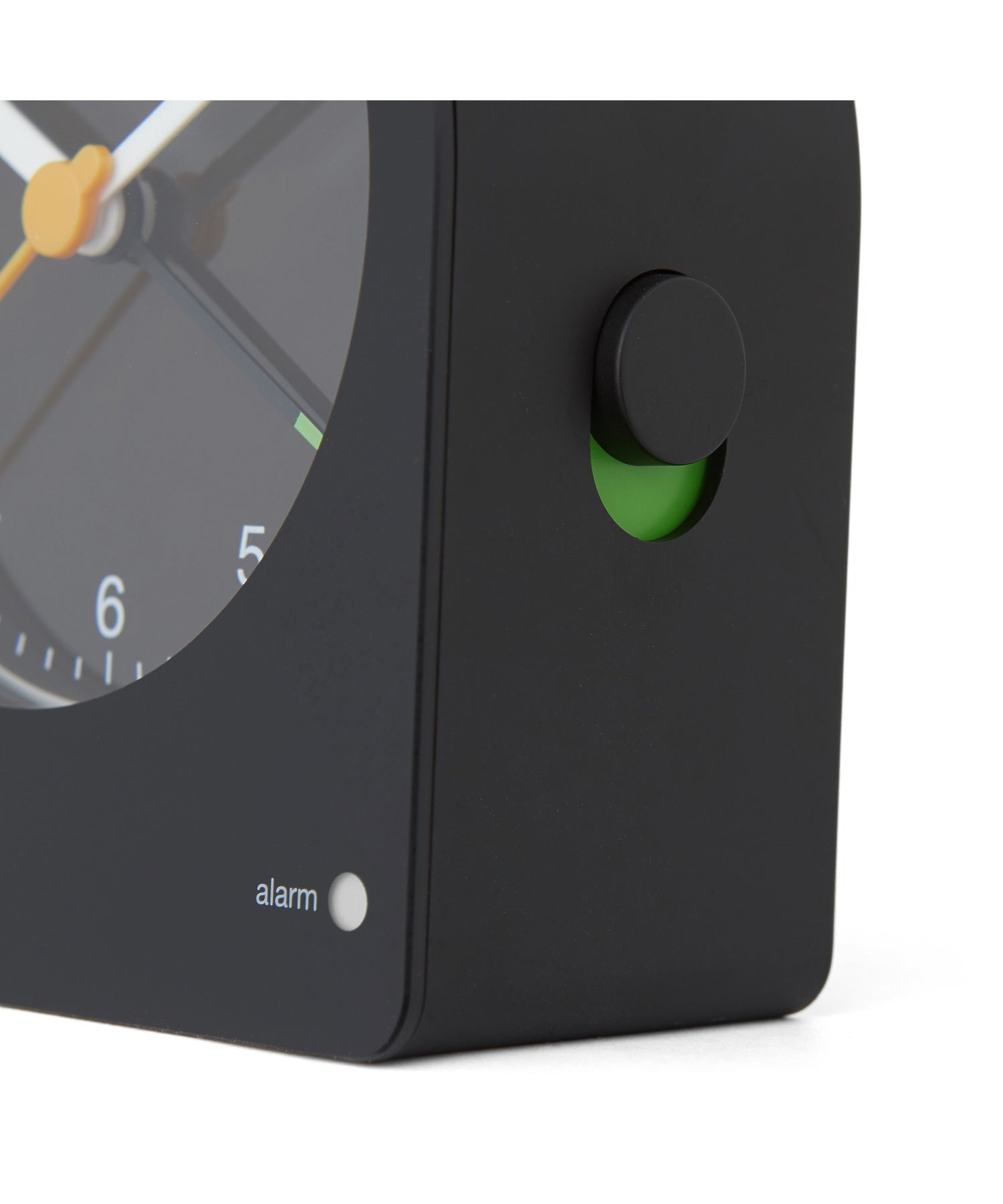 BRAUN ALARM CLOCK BLACK BC22B（ブラウン アナログアラーム置き時計 ブラック）